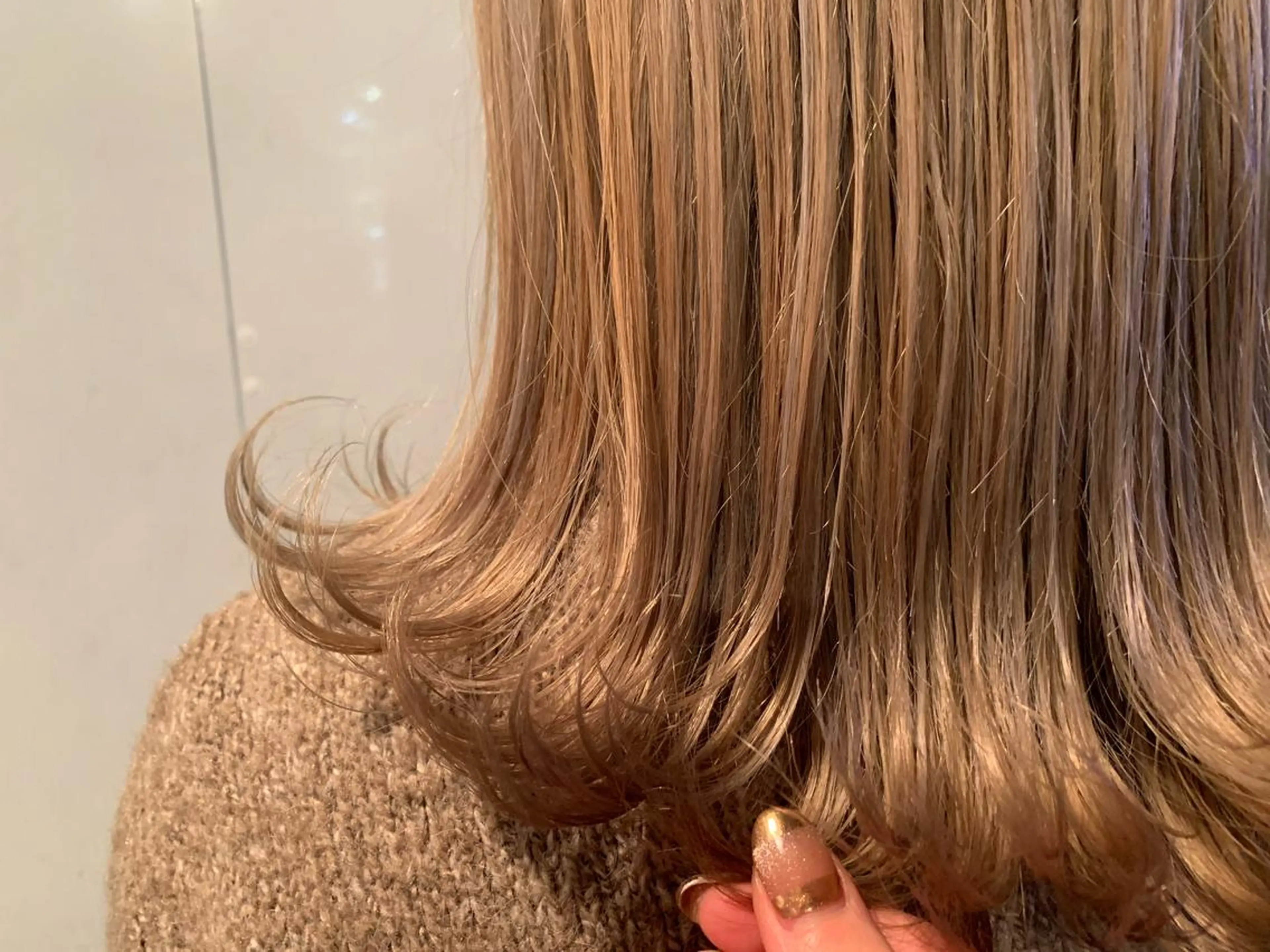 ロング カラー ヘアカラー トリートメント あべ ゆうかのヘアスタイル