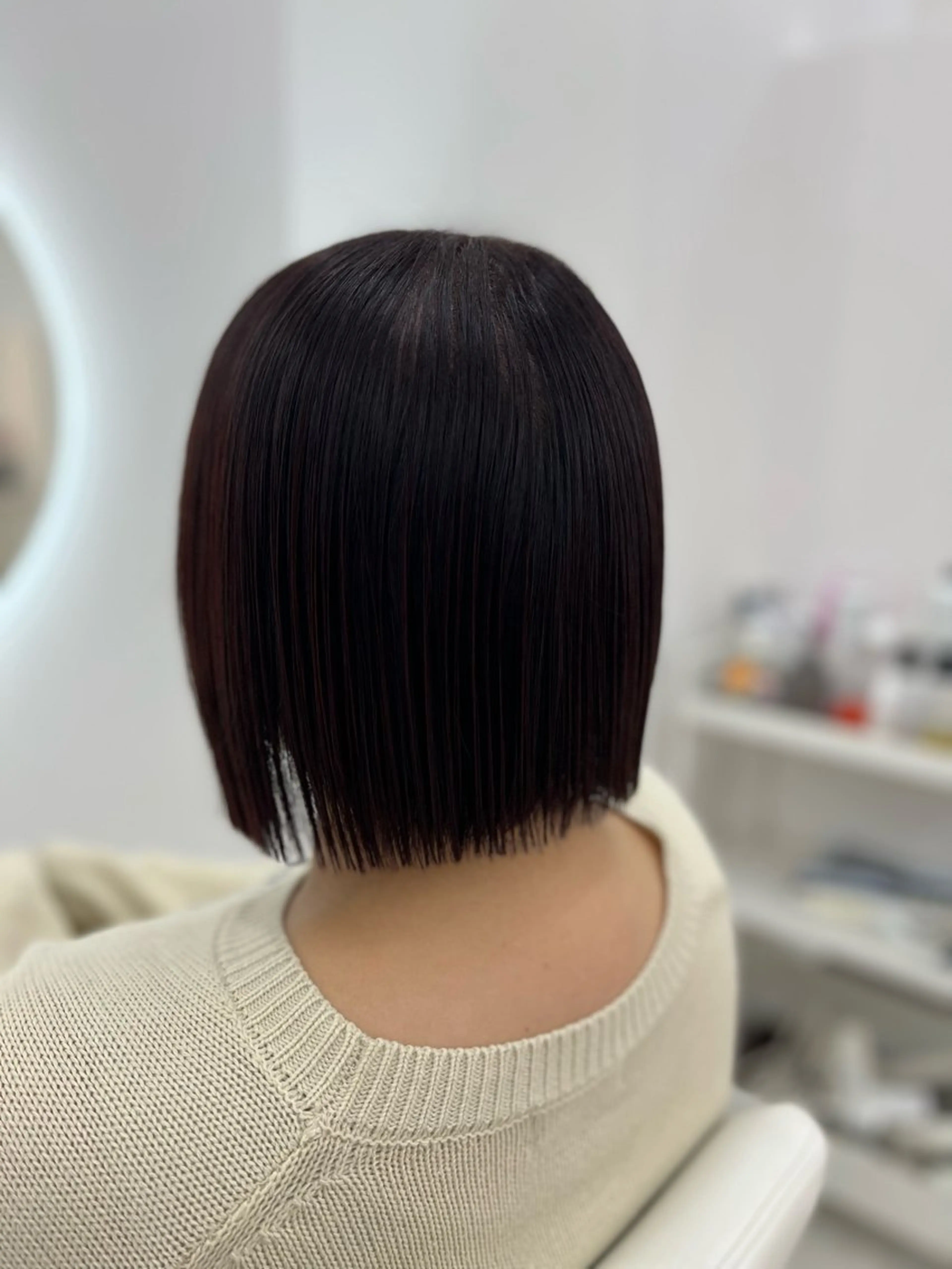 ショート カラー カット ヘアカラー トリートメント 吉田 悠乃のヘアスタイル