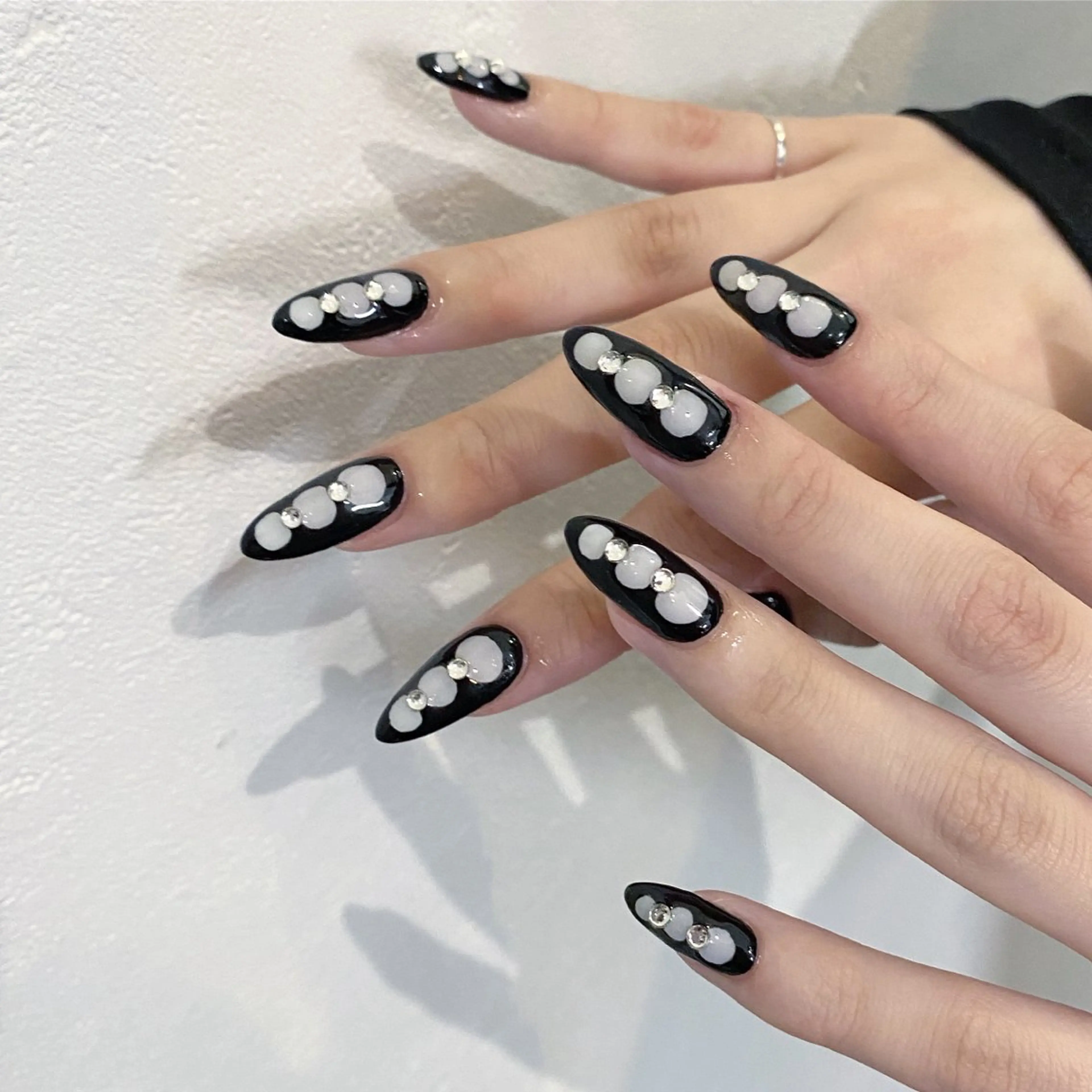 ネイル BONNIE所属・BONNIE MIKIのネイルデザイン