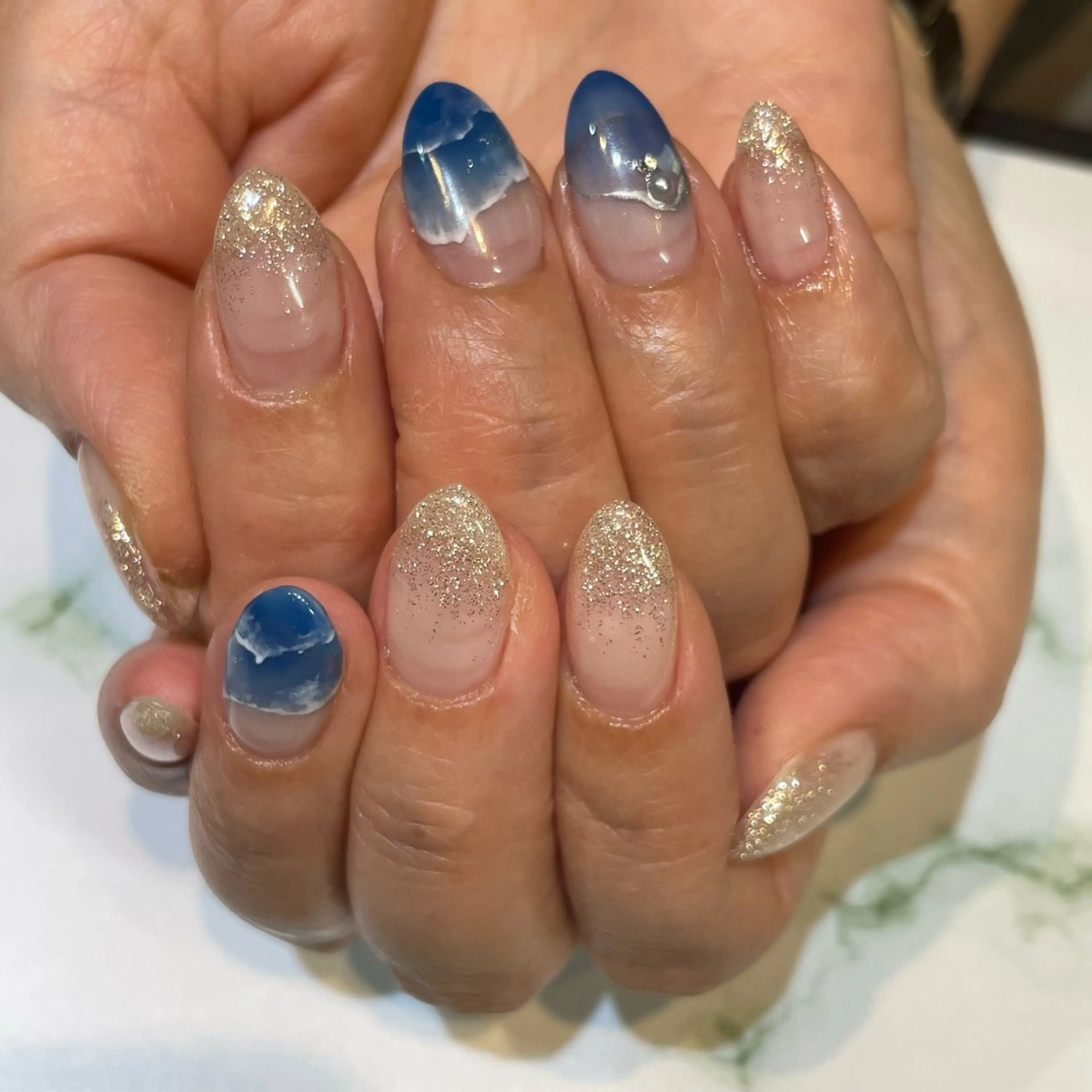 ネイル 糀屋 彩奈のネイルデザイン