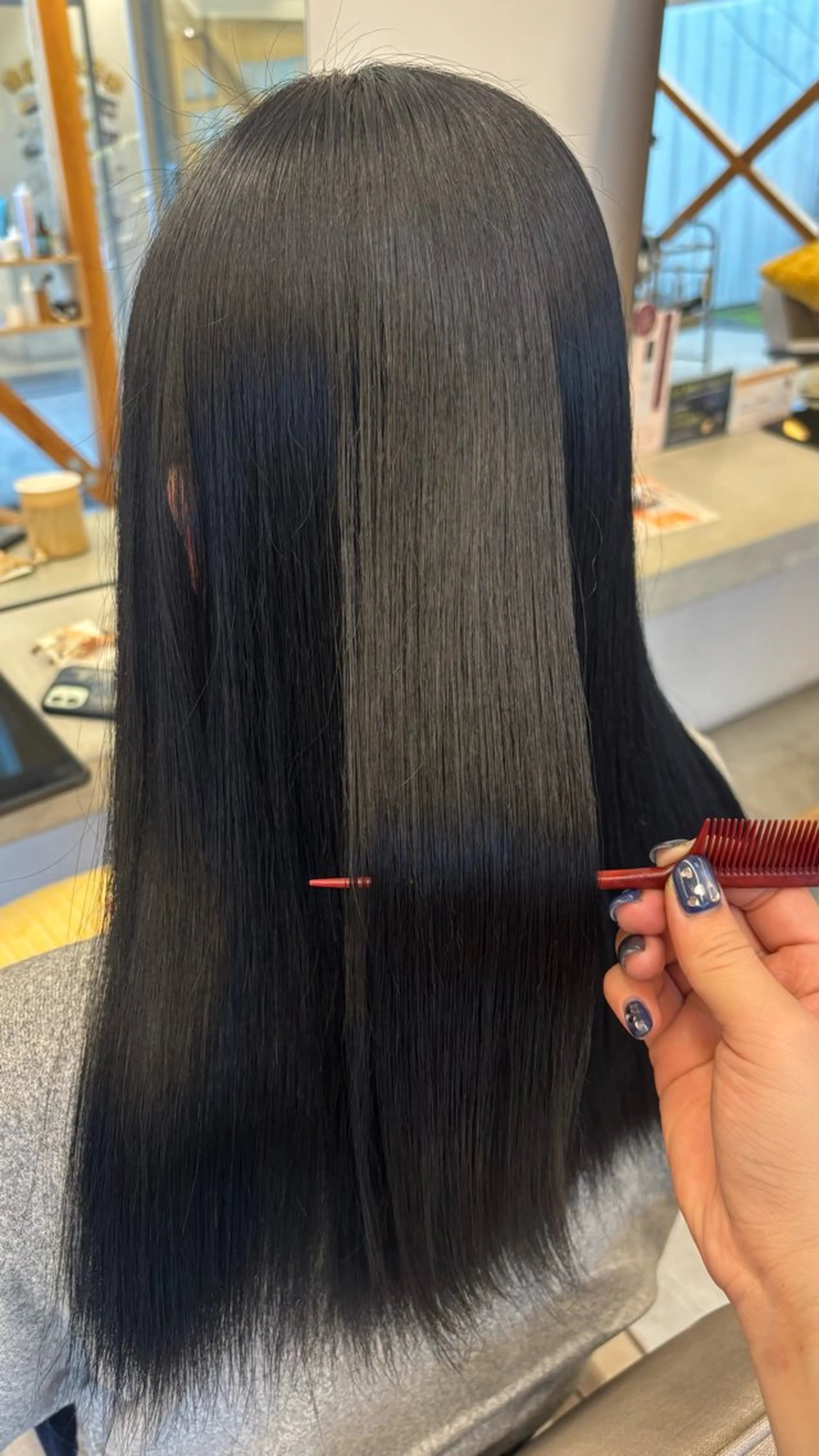 カラー ヘアカラー TEMIL HAIR 彩香のヘアスタイル