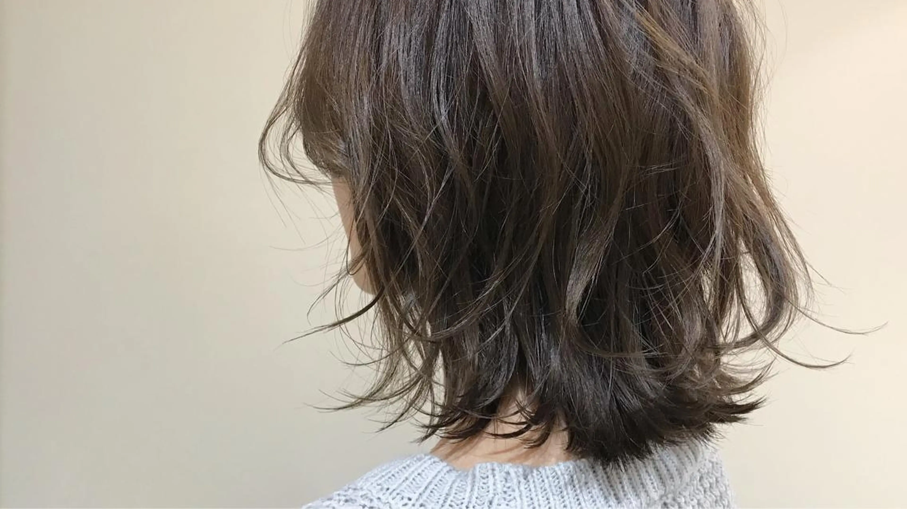 カラー ブラウンカラー グレージュ 当日予約🆗✂︎ ウエモト　タクのヘアスタイル