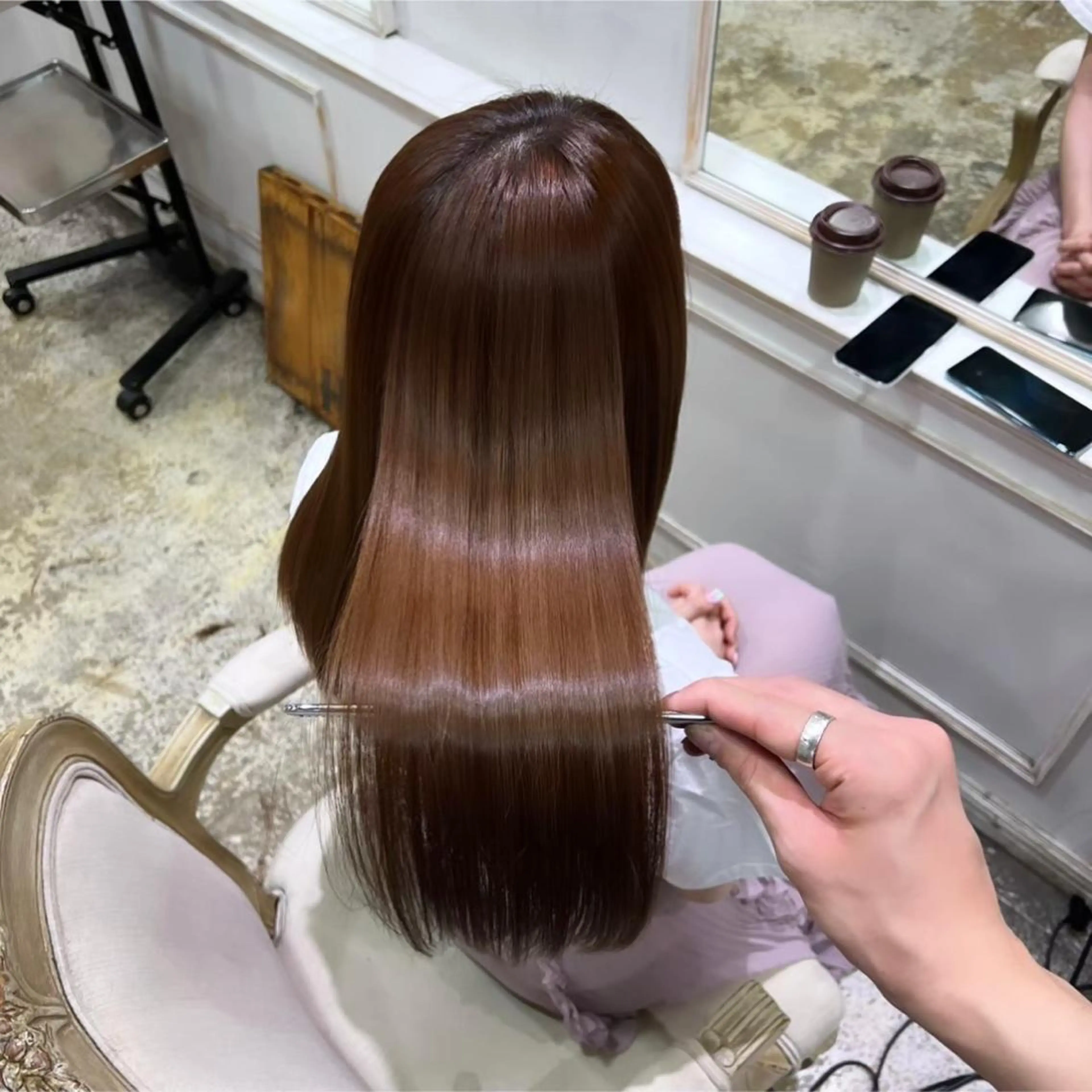 ロング 美髪矯正 透明感 カラー⭐️ユウキのヘアスタイル