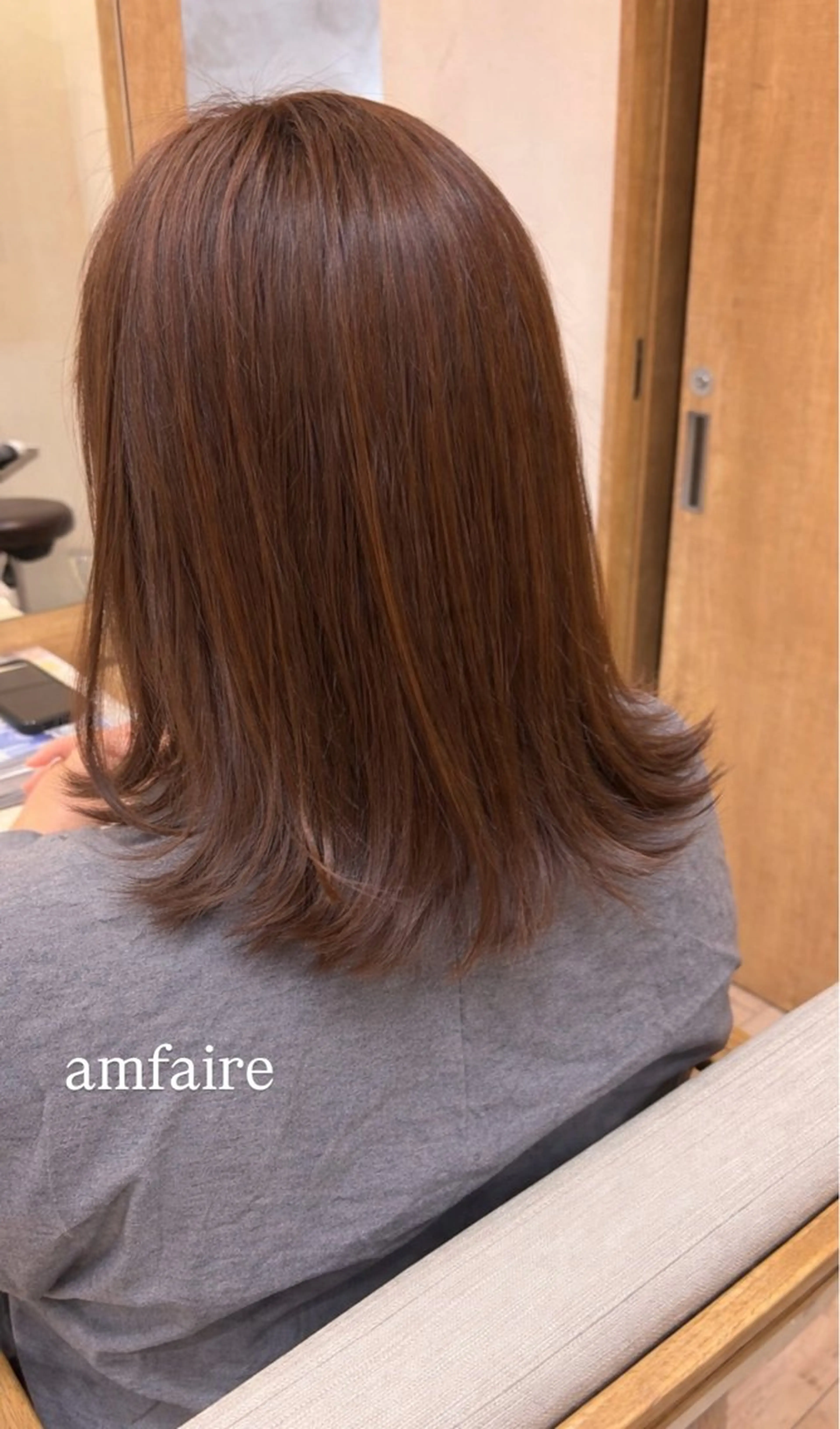 ミディアム shimizu .のヘアスタイル