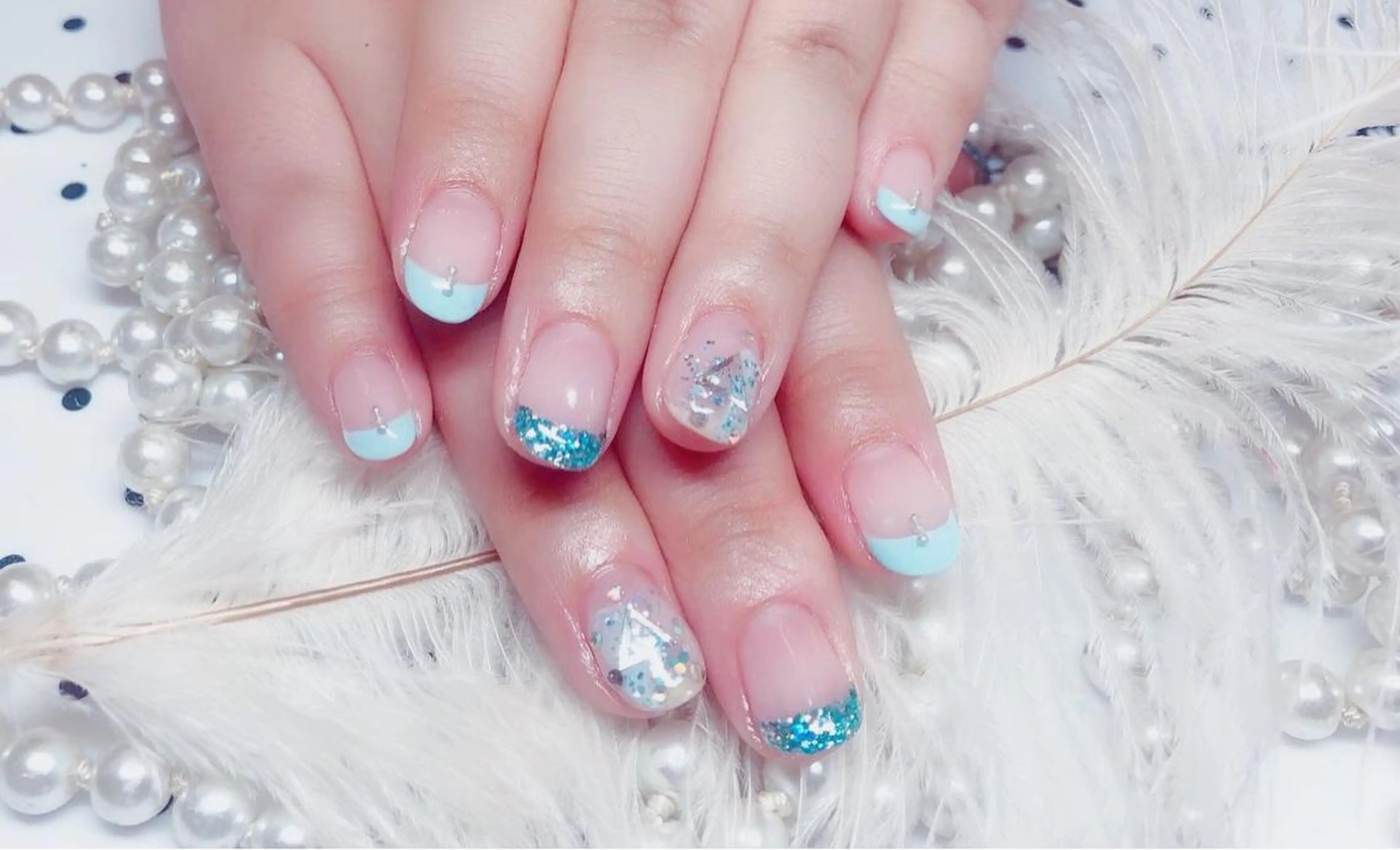 ネイル ハンドネイル マジック ミラーのネイルデザイン