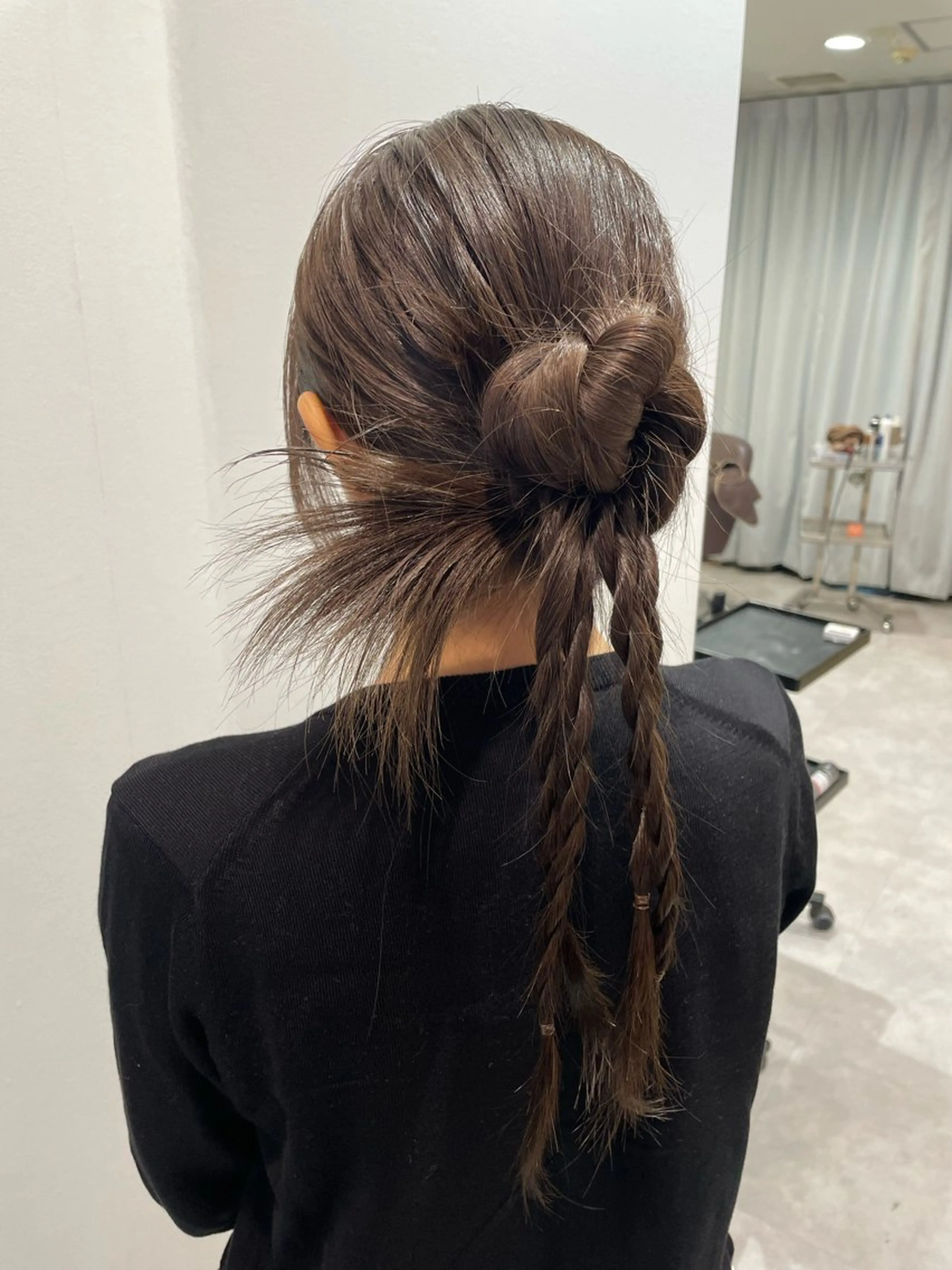 ロング ヘアアレンジ お団子ヘア 👑艶髪/カラー/ アレンジ/特化👑のヘアスタイル