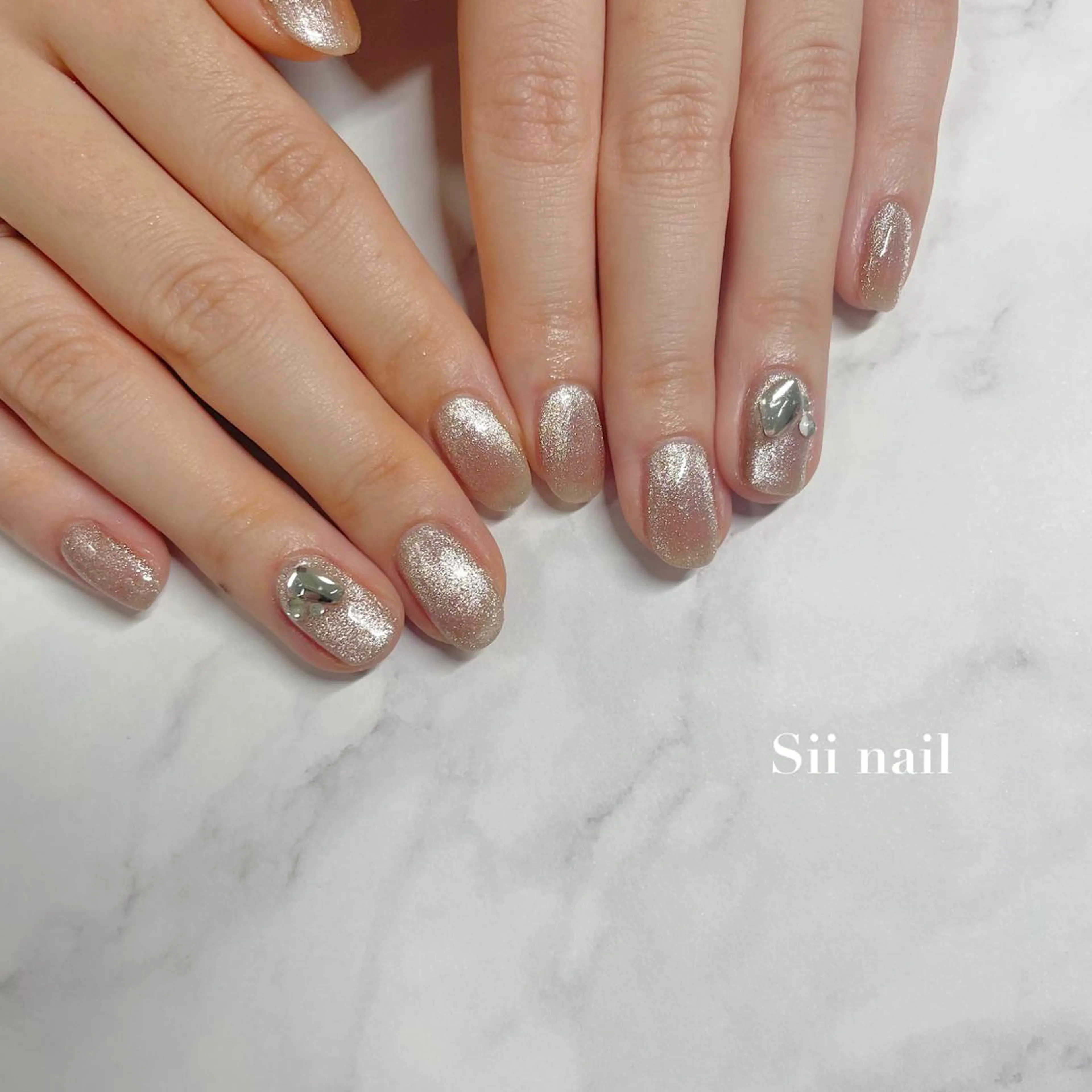 ネイル Sii nail 🤍SAKIのネイルデザイン