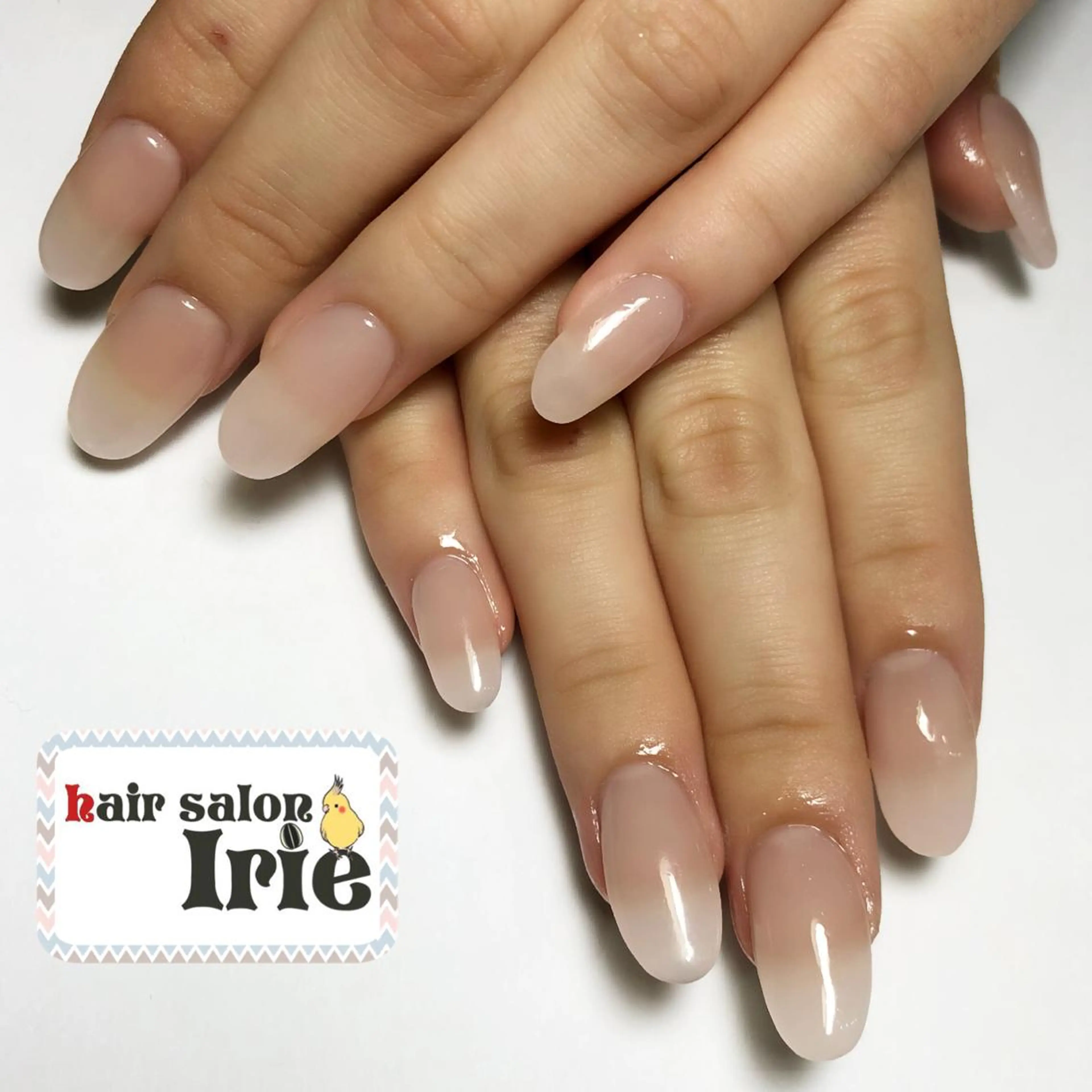 ネイル Hair salon Irie所属・與儀 知佳のネイルデザイン