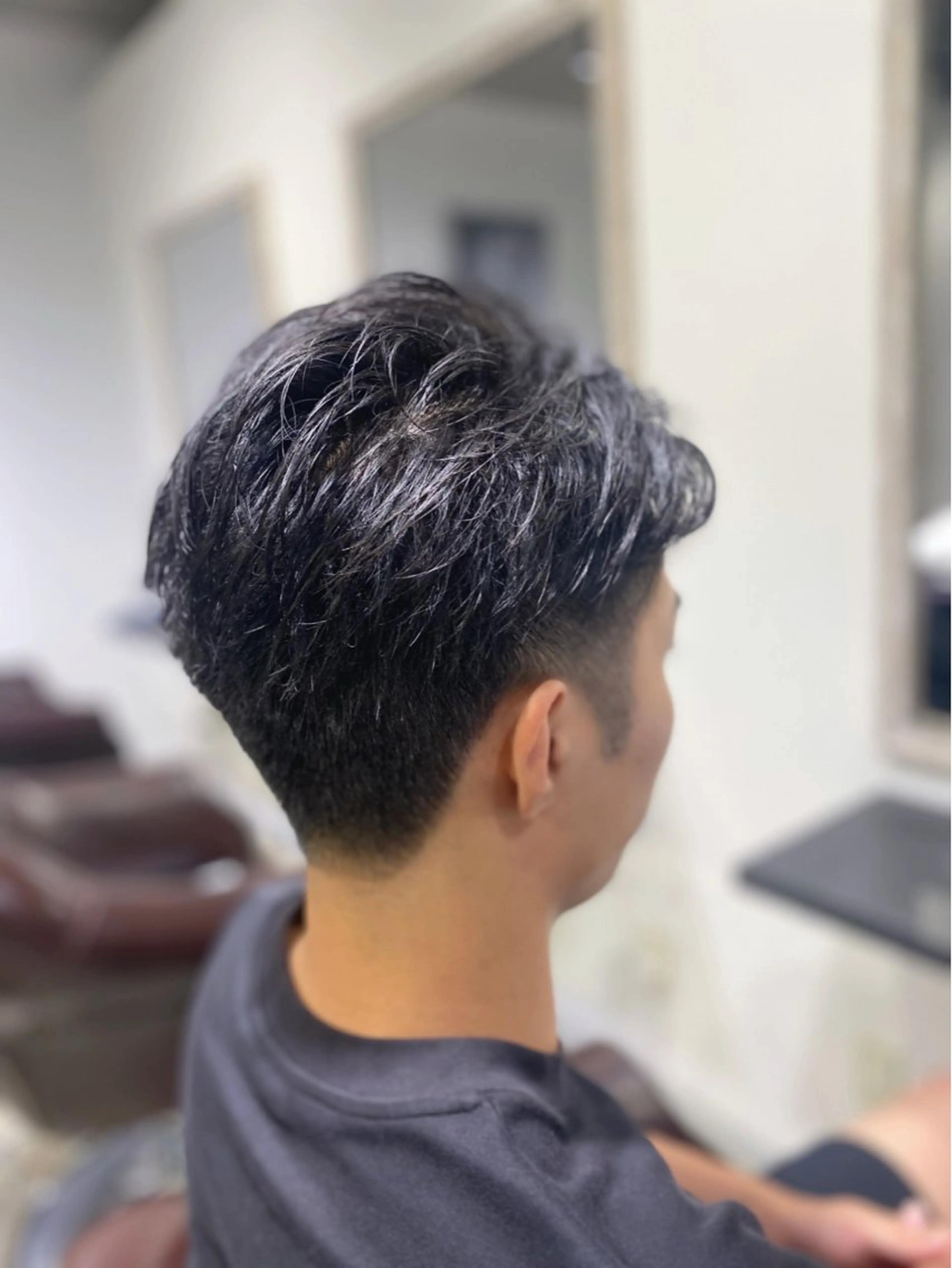 メンズ 根本 真奈のヘアスタイル