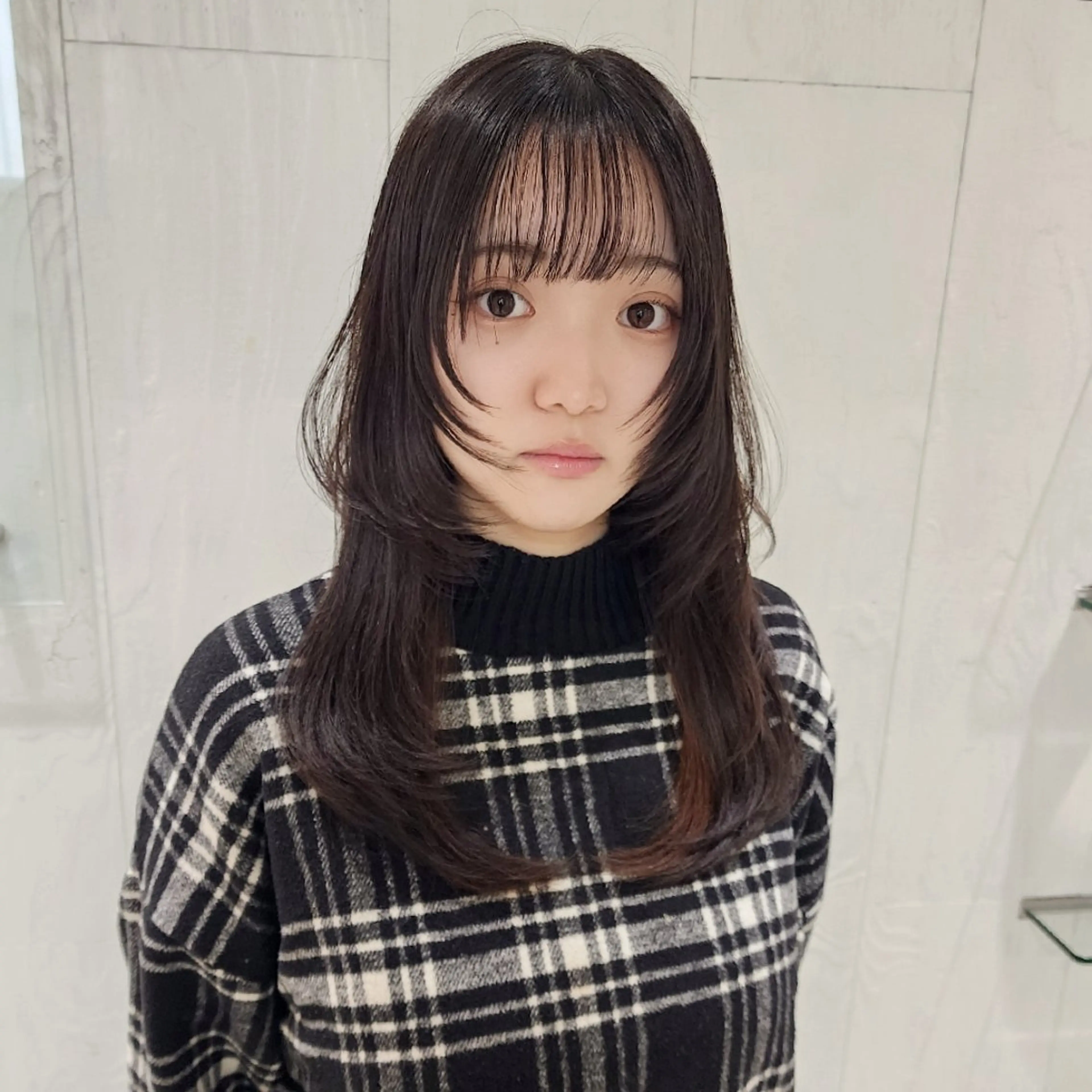 ロング 顔まわりレイヤー レイヤーカット ロング ウルフカット カット トリートメント レイヤーカット/ ウルフカット/大橋 のヘアスタイル