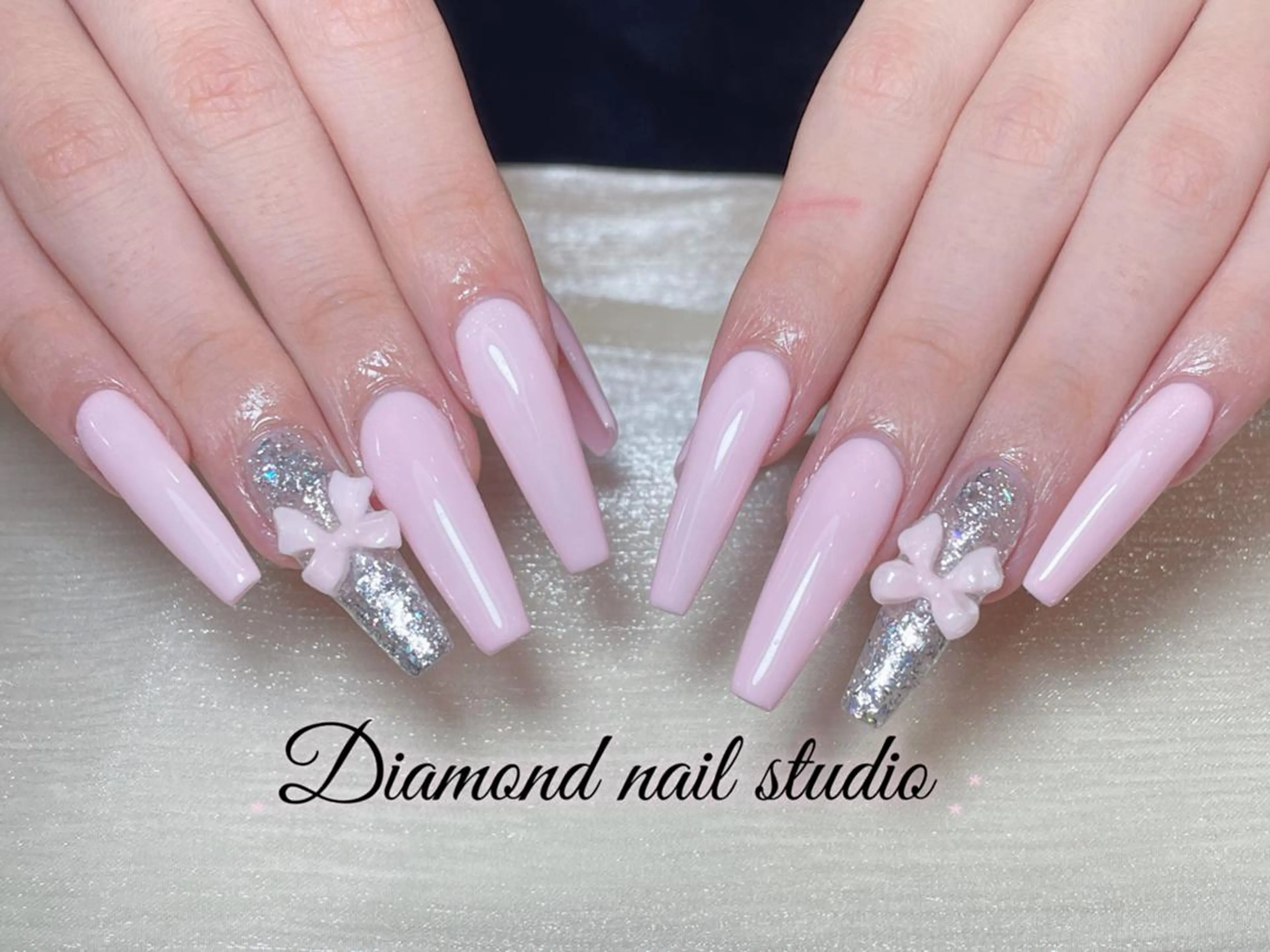 ネイル アートネイル オーロラネイル ガーリー キラキラネイル マグネットネイル ハンドネイル ハンドケア Plenty Kokona🩷のネイルデザイン