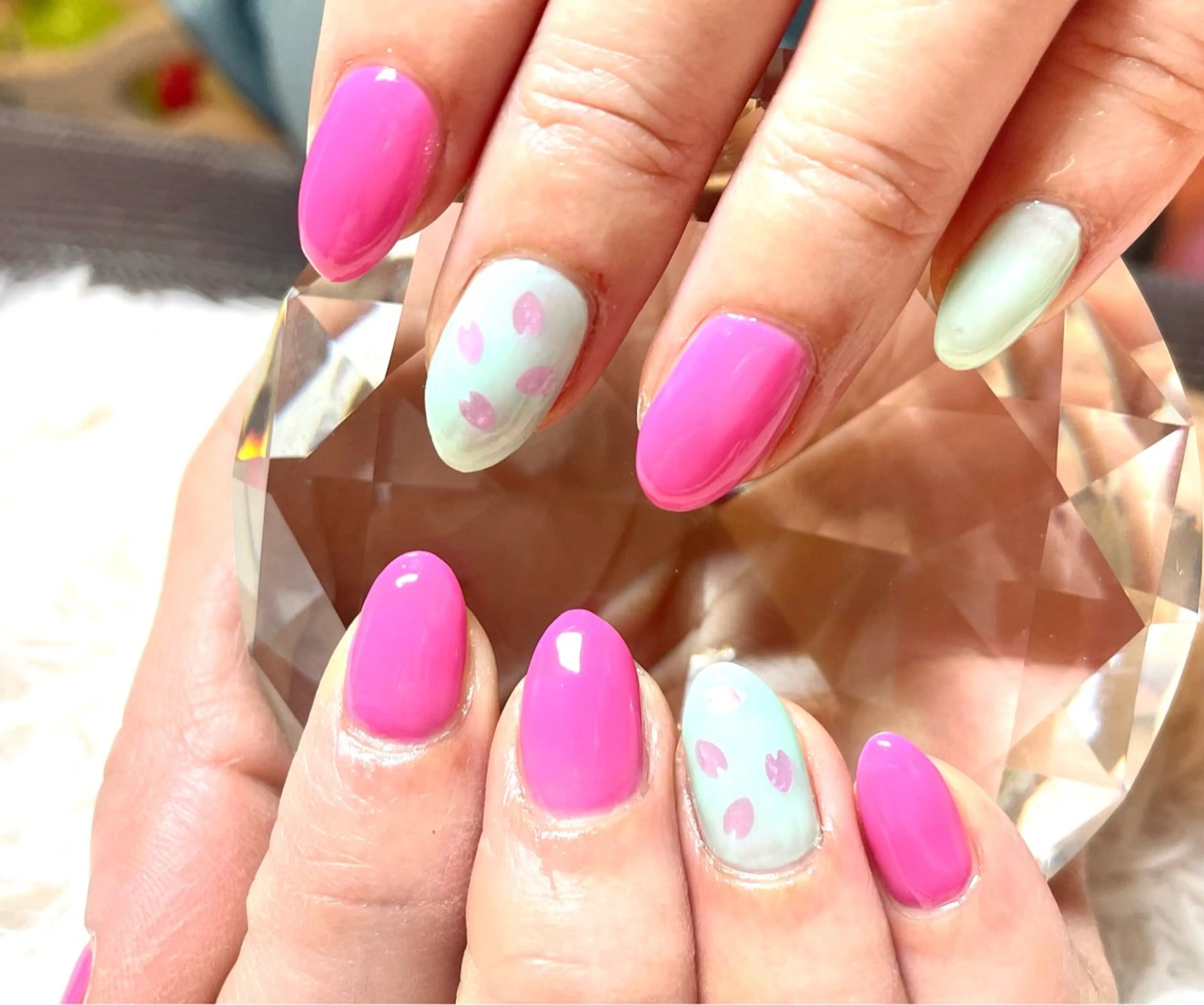 ネイル 頑張る女性の味方✴︎ M.i　nail ♡のネイルデザイン