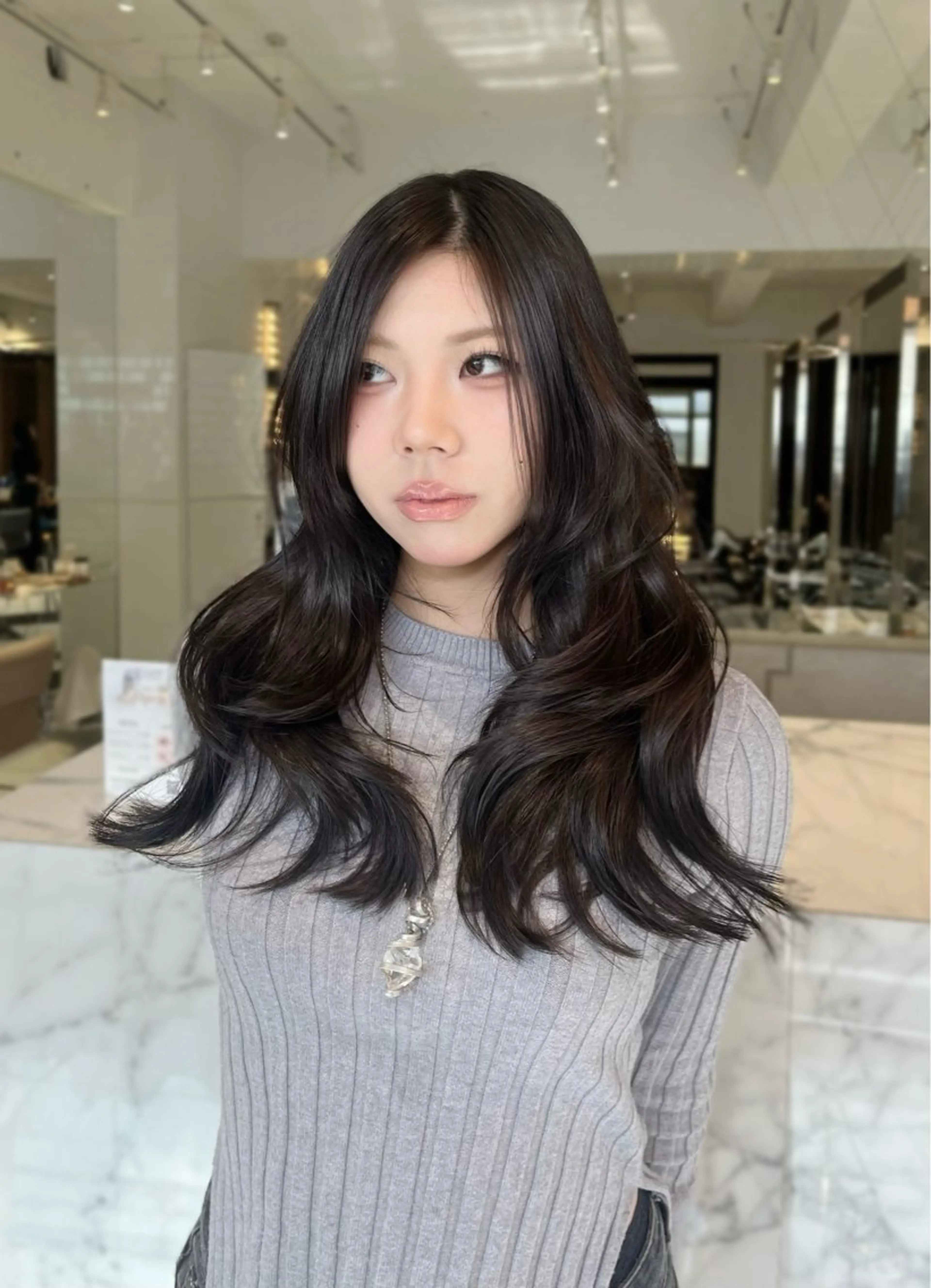 ロング ヘアカラー haruna .のヘアスタイル