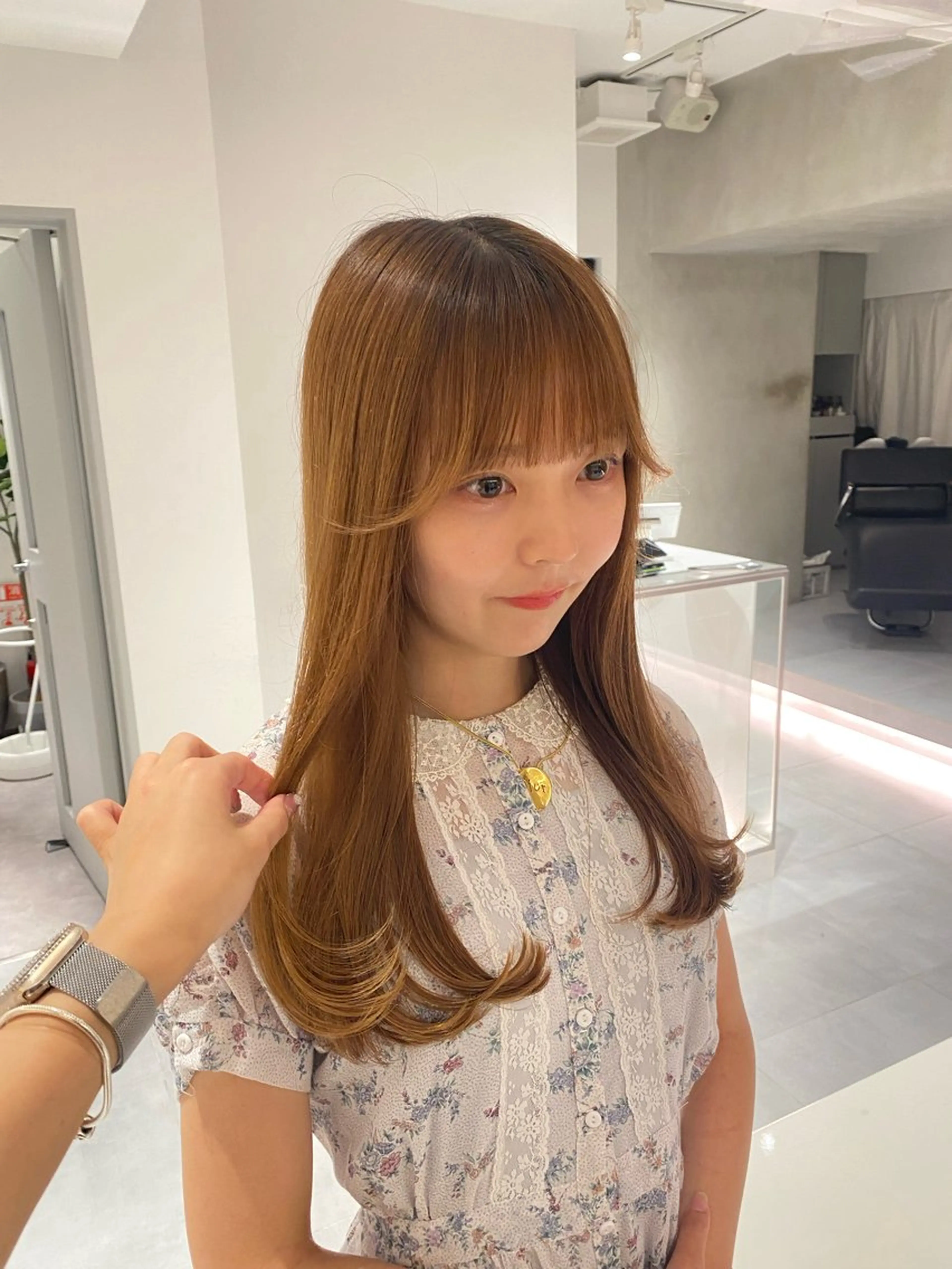 ロング カット トリートメント ヘッドスパ ヘアセット 似合わせレイヤー✨️ RIEのヘアスタイル