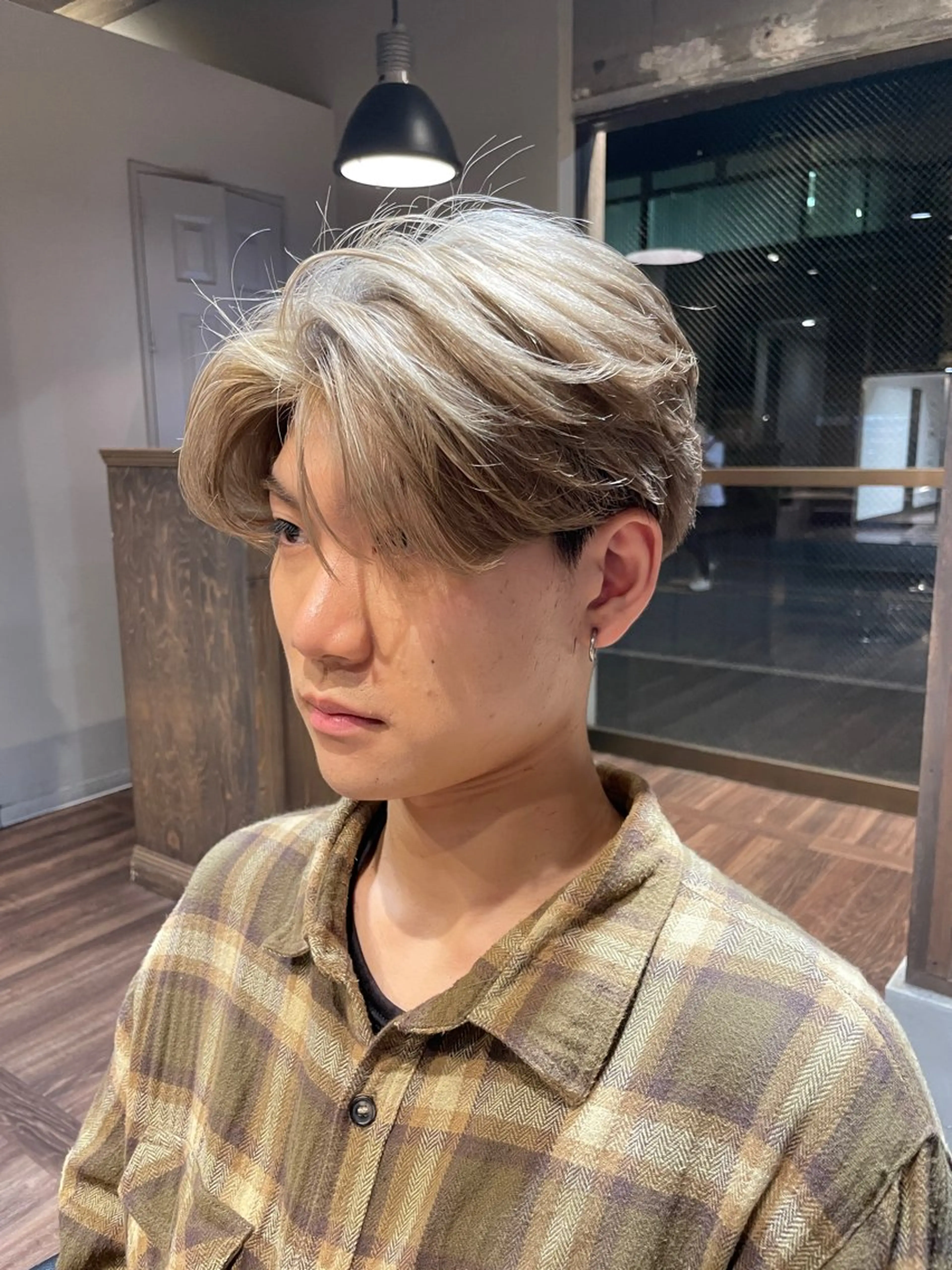 メンズ センターパート カット パーマ ヘアセット メンズヘア/岩舘 真斗のヘアスタイル