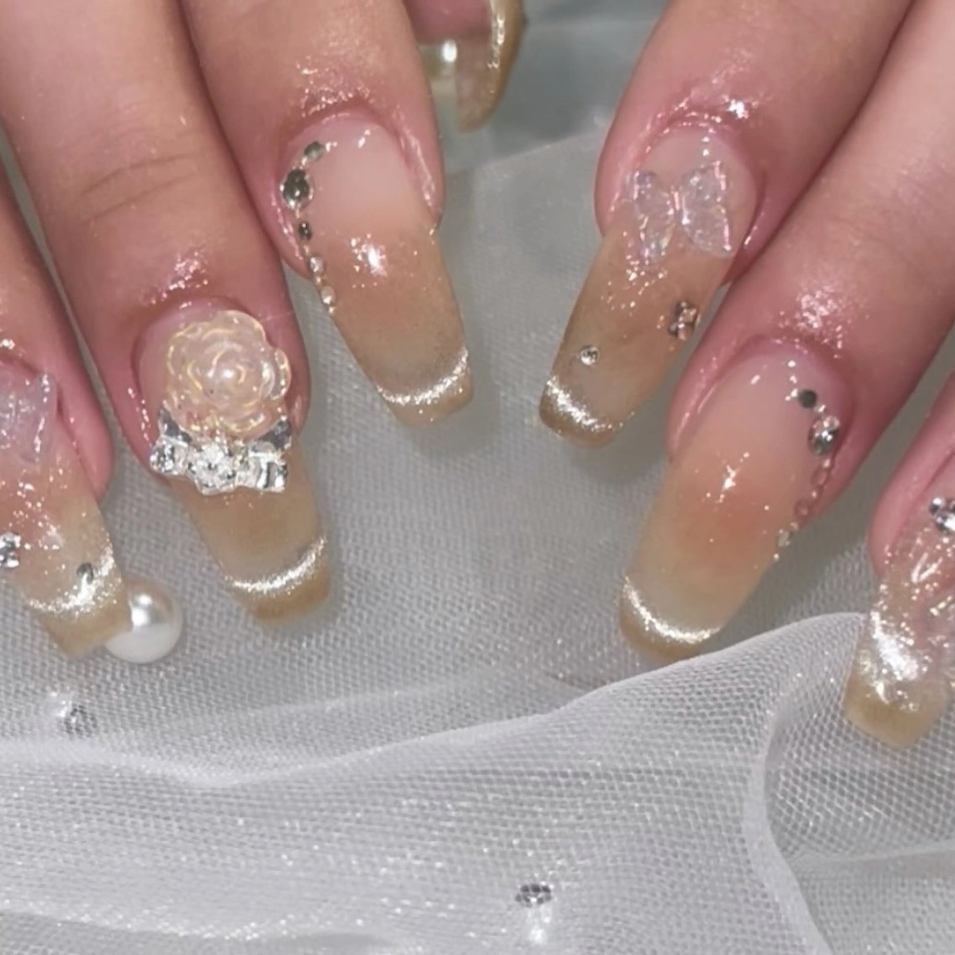 ネイル ハンドネイル 🧁fein. nana🩵のネイルデザイン