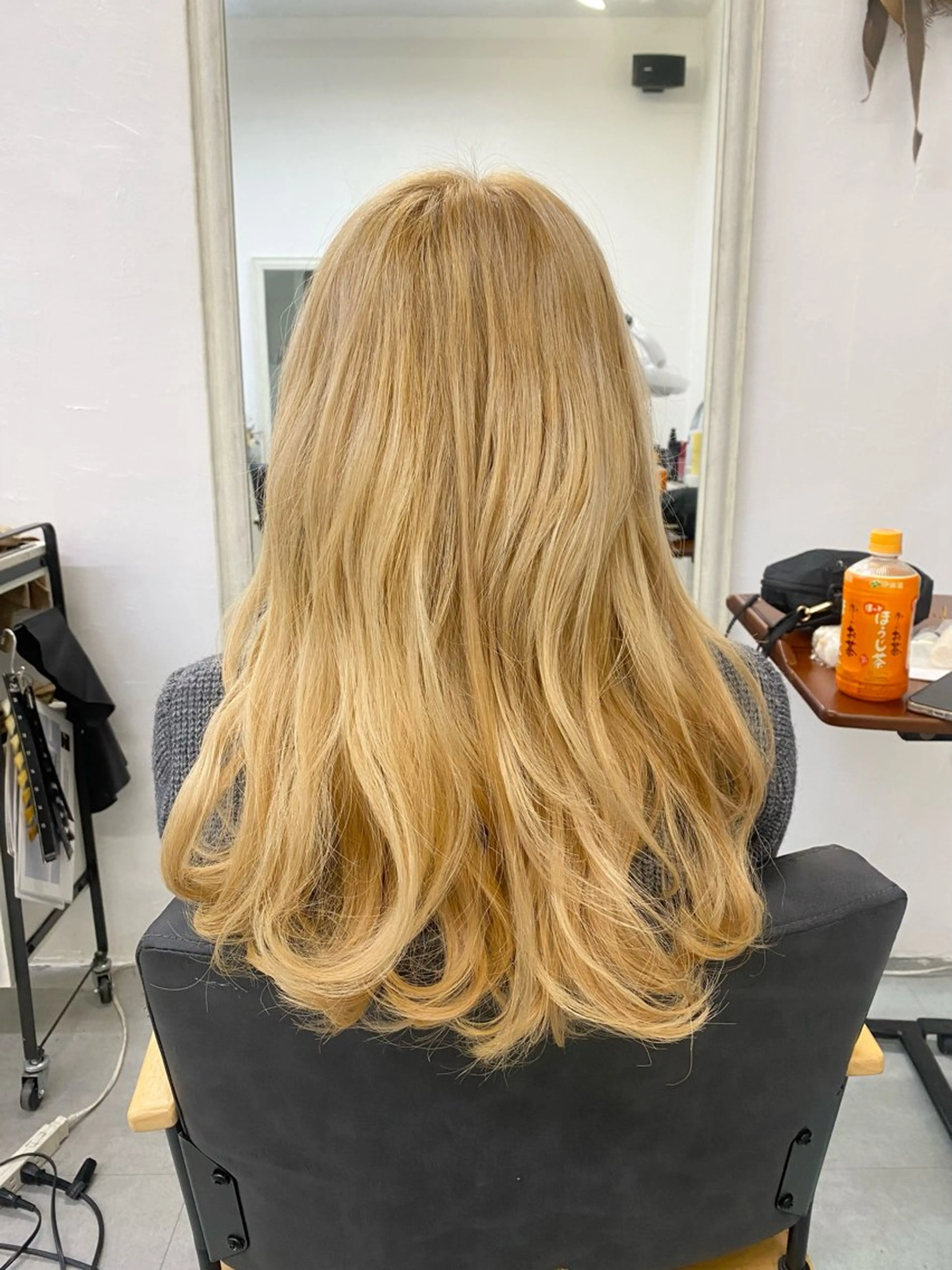 ロング カラー ヘアカラー doc.所属・doc. 和田のヘアスタイル