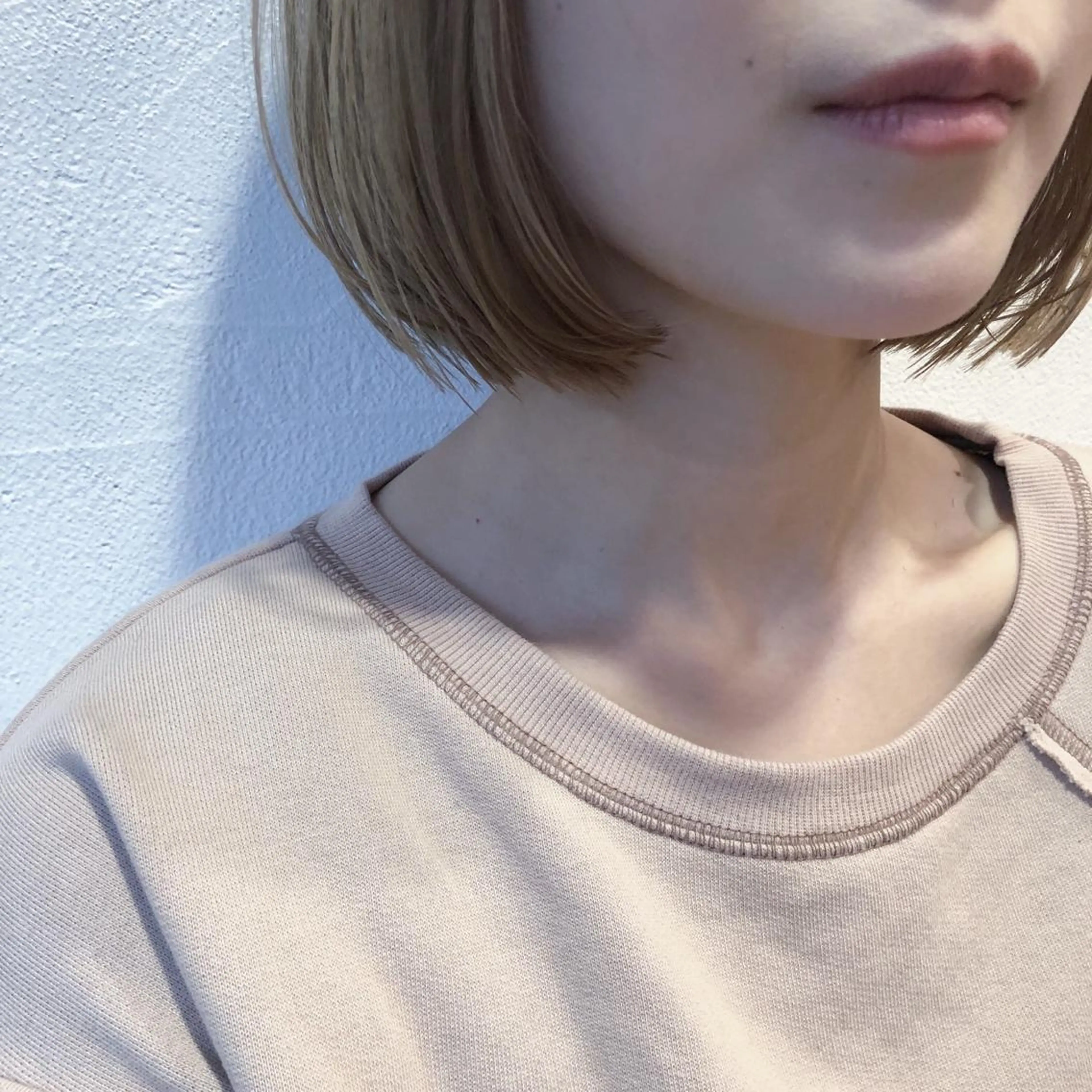 ショート カラー ハイトーンカラー ボブ メンズカット特化柏駅 徒歩3分LOUのヘアスタイル