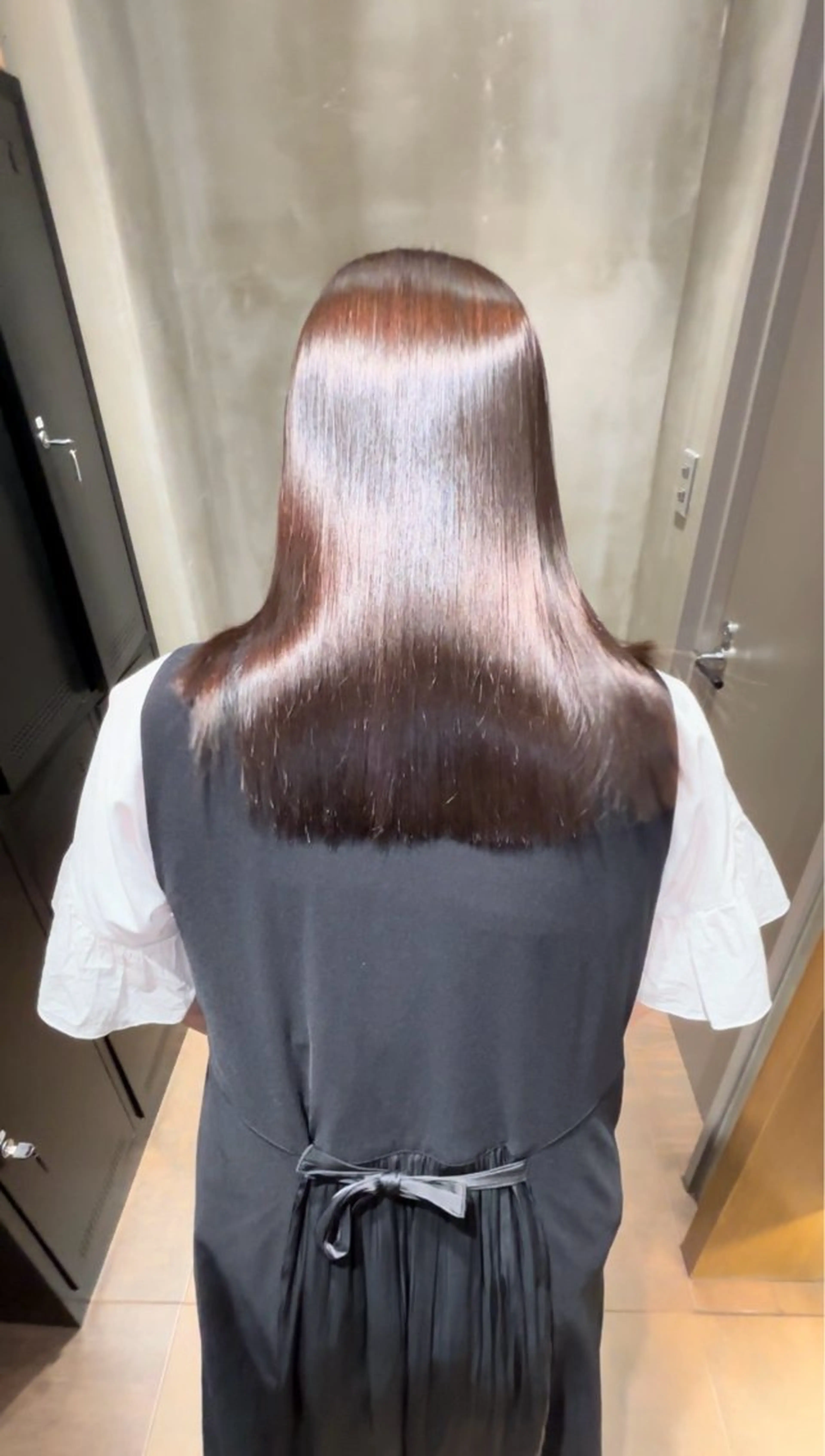 セミロング カット 縮毛矯正 loe博多 五十嵐弘雄のヘアスタイル