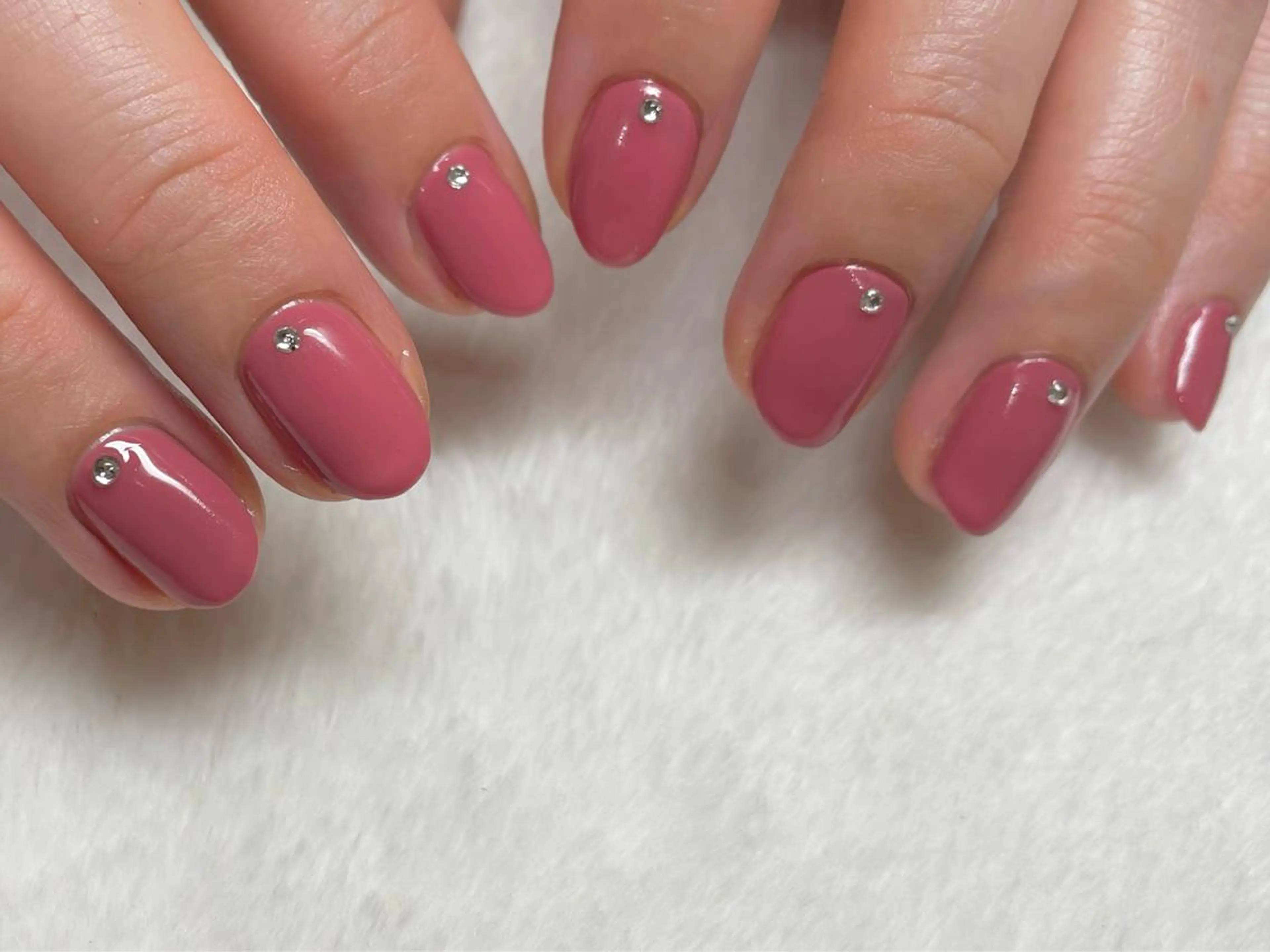 ネイル ワンカラーネイル ストーンネイル riri nail所属・riri-nail Rie Endoのネイルデザイン