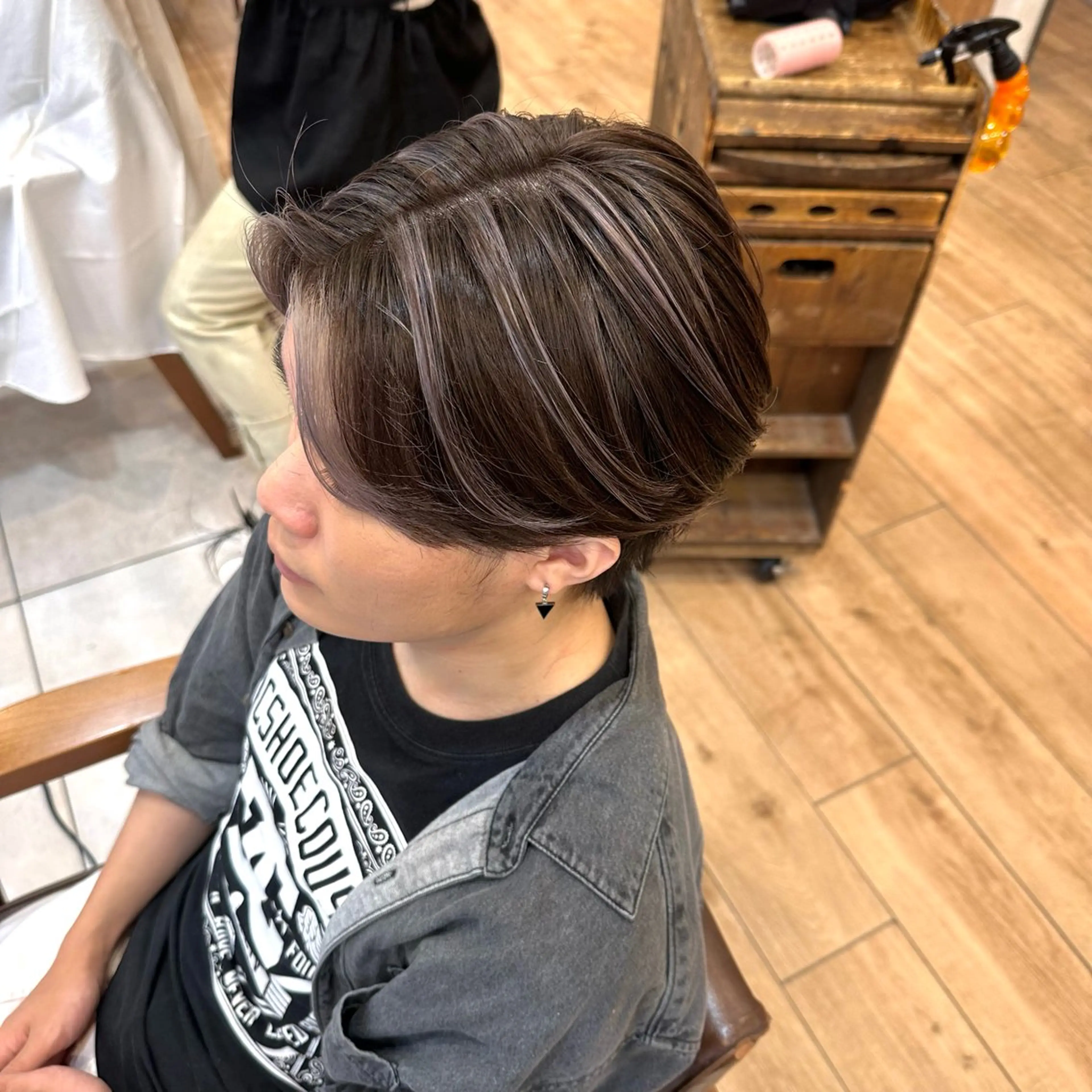 カラー メンズ センターパート メンズハイライト ハイライトカラー 🌈【曲がる縮毛矯正 】🌈益子卓馬のヘアスタイル