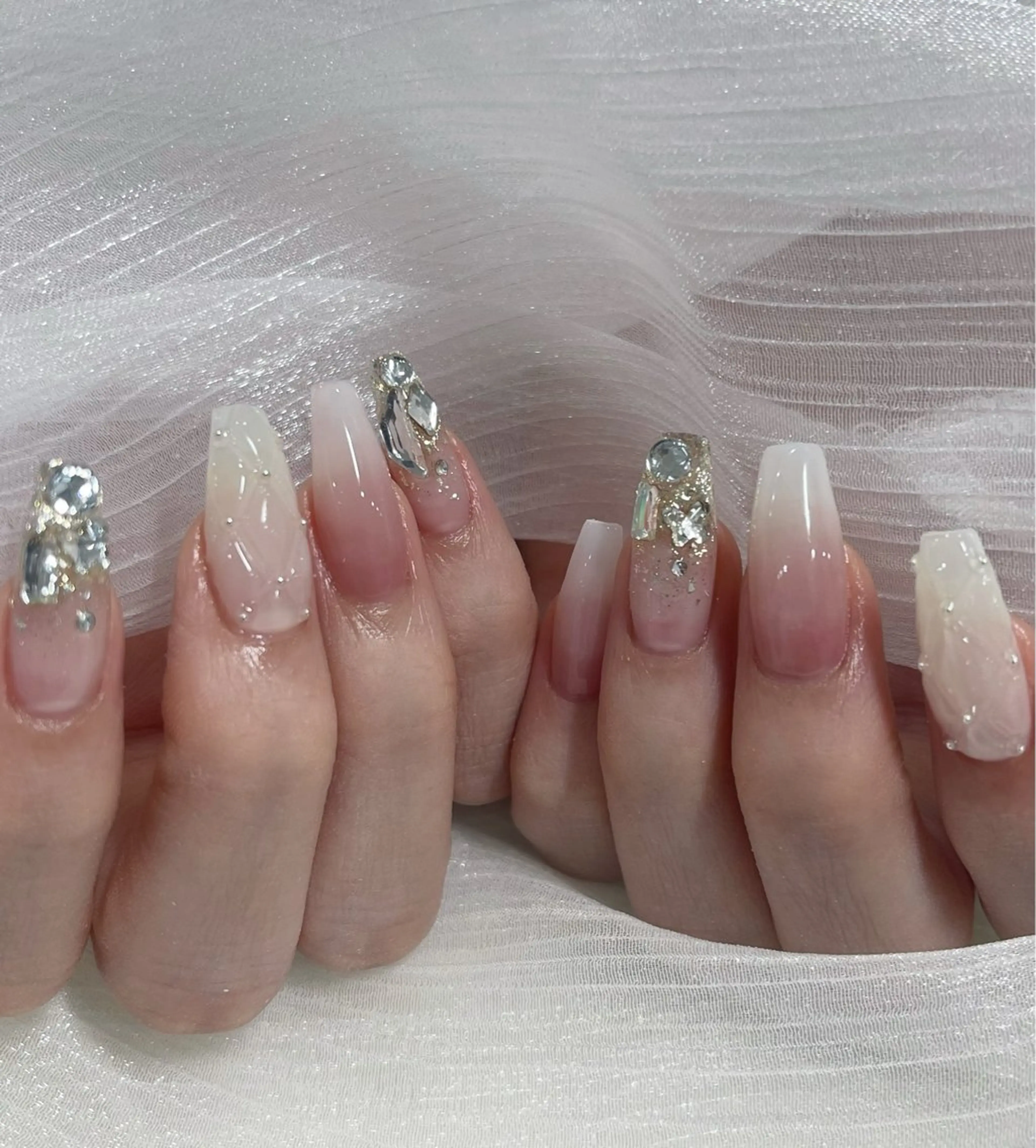 ネイル FLY Nail Salonのネイルデザイン