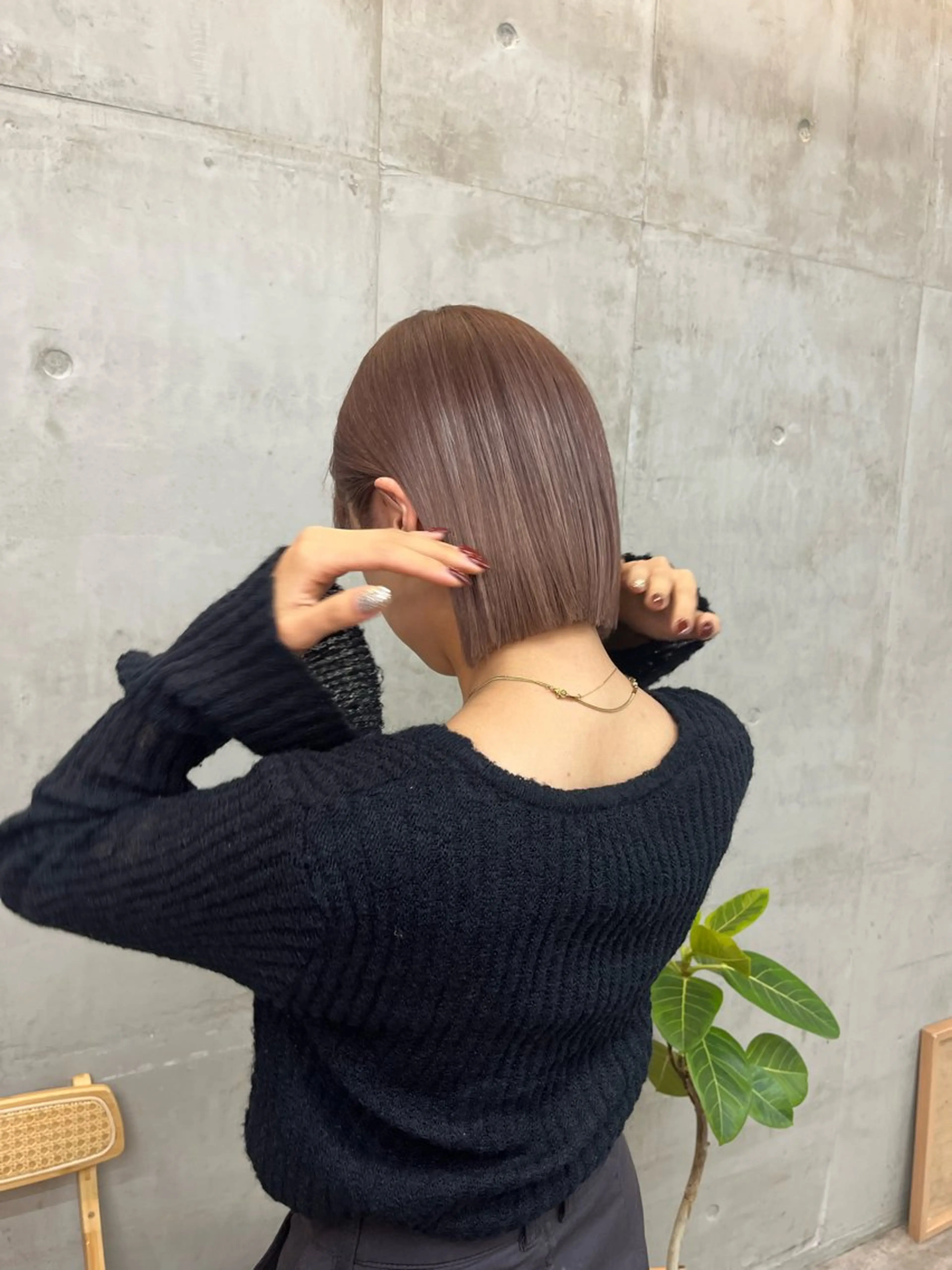 ショート カラー ベージュカラー ブリーチ ケアブリーチ 透明感カラー ダブルカラー カット 🤎𝐌𝐚𝐨⌇ お悩み解決美容師🤎のヘアスタイル