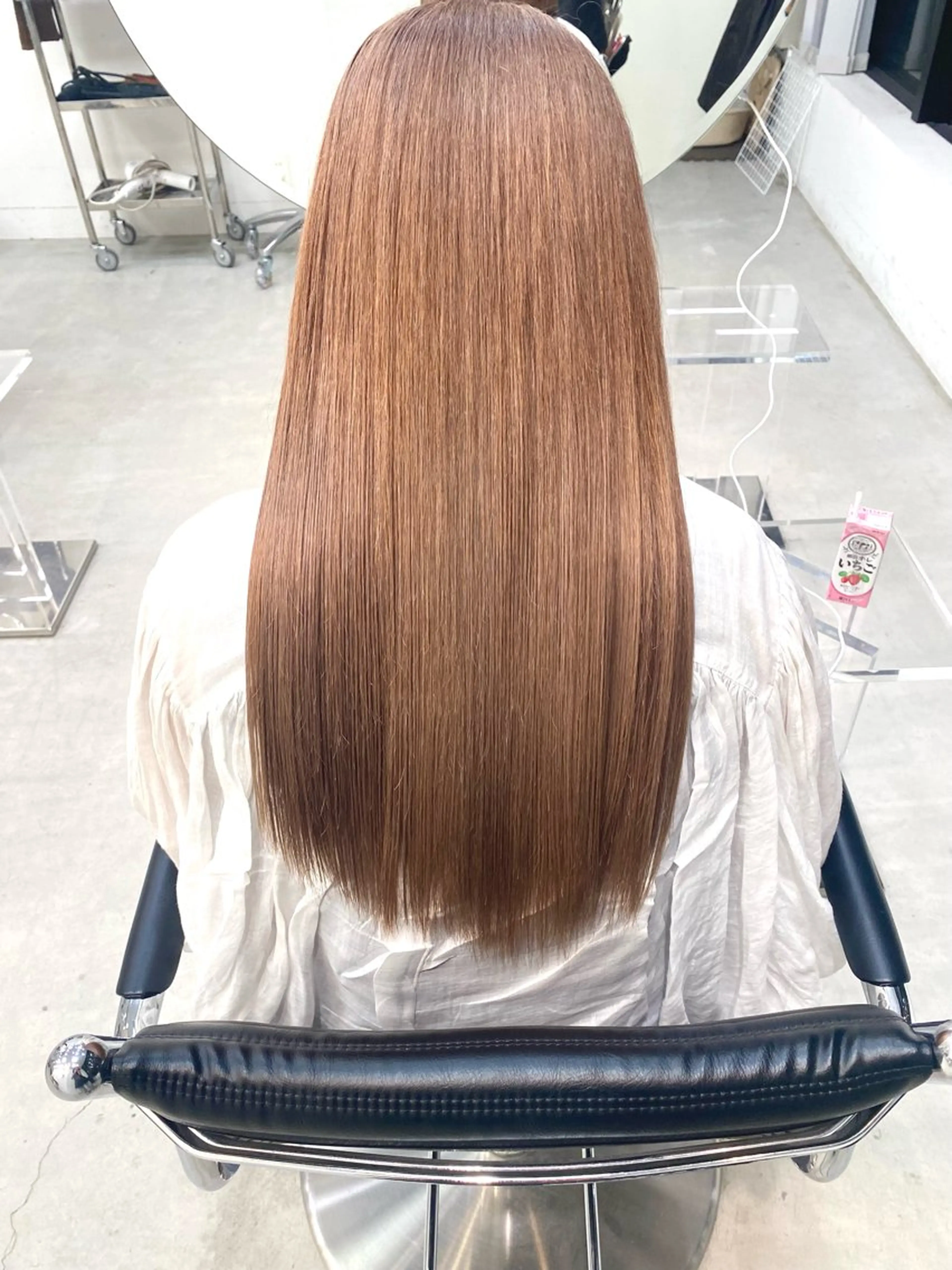 カラー ベージュカラー iris所属・漆崎 相美のヘアスタイル