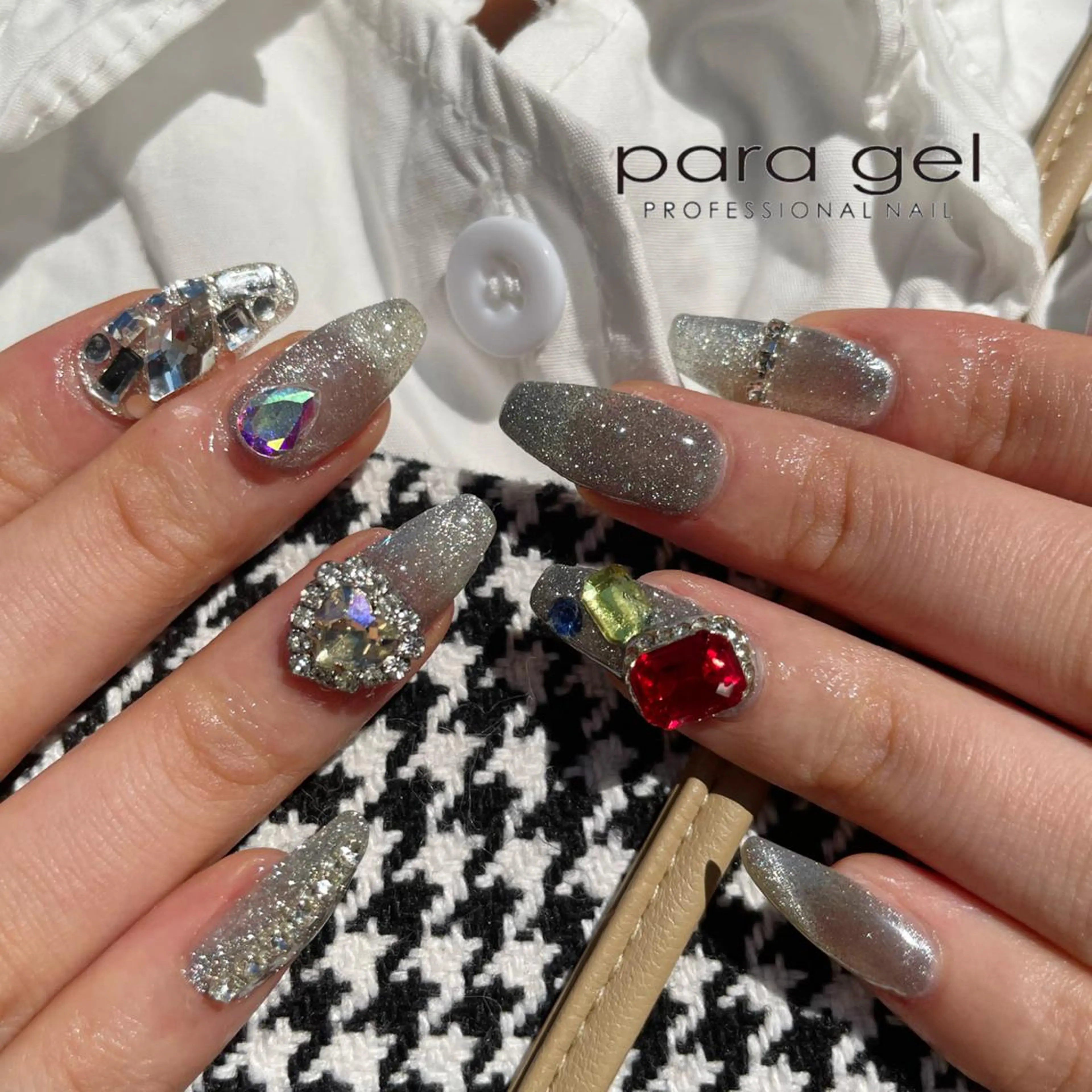 ネイル フラッシュネイル マグネットネイル ハンドネイル Bianca🎀 ONODERAのネイルデザイン