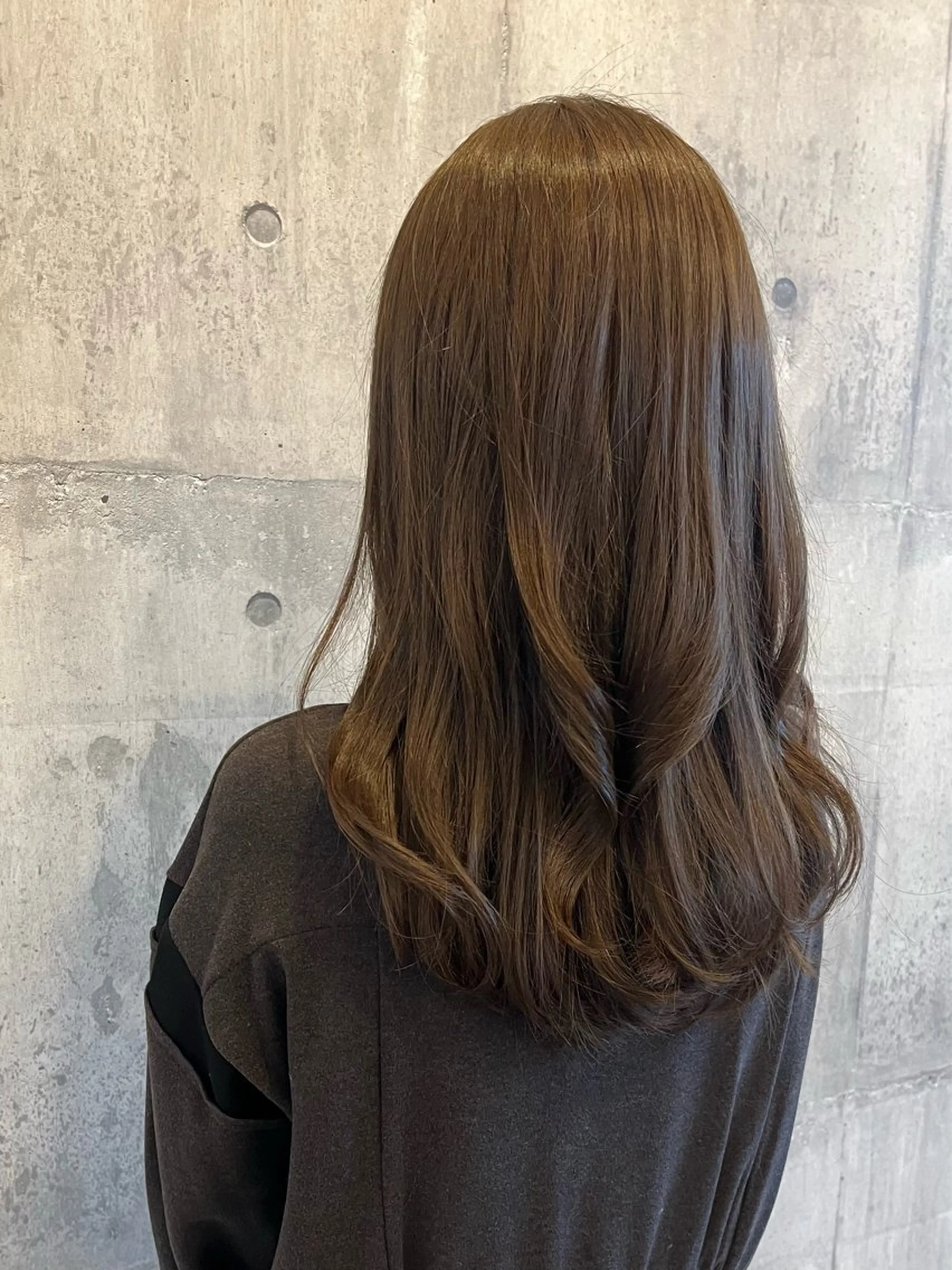 セミロング いけだ さやかのヘアスタイル