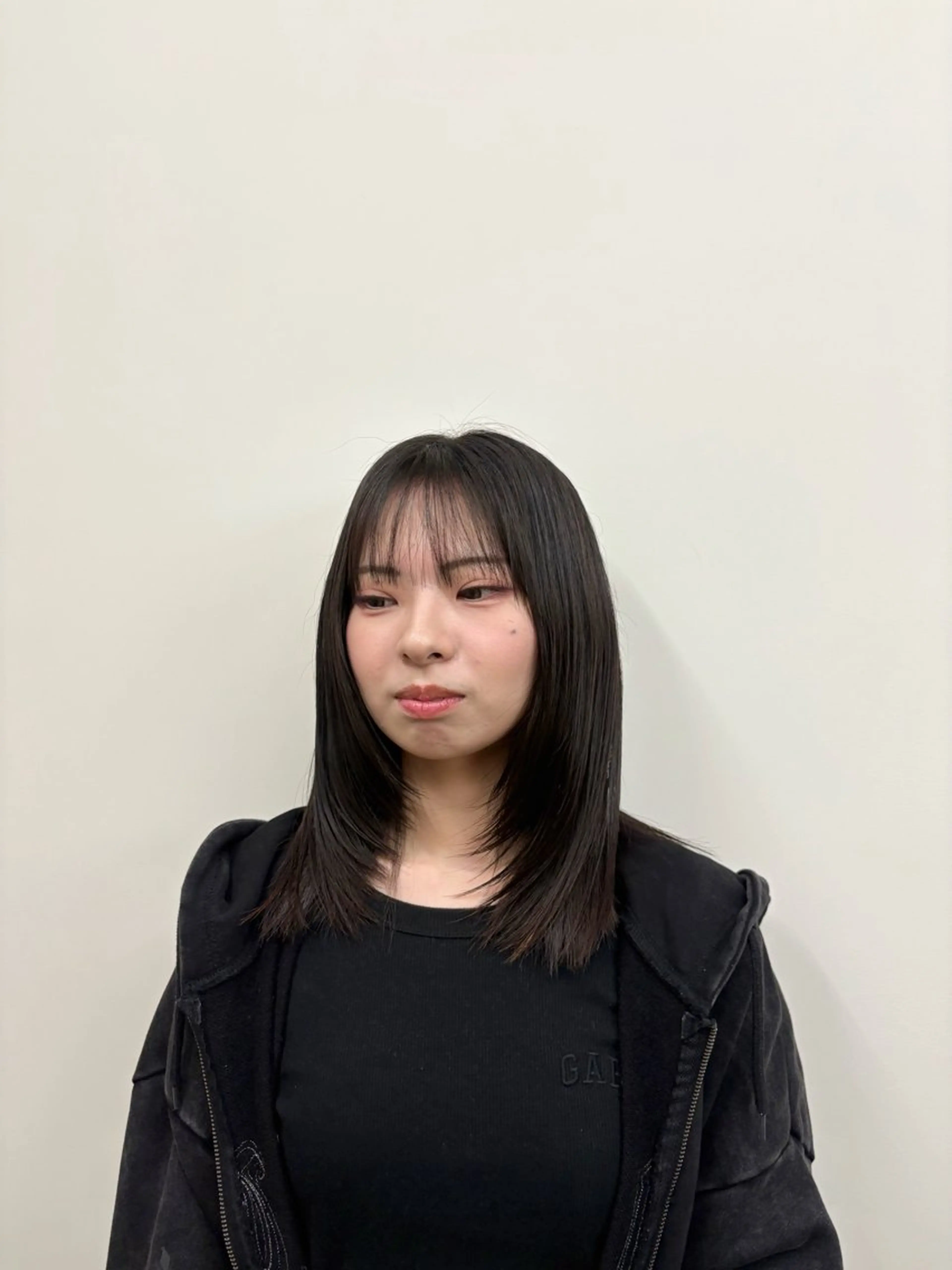 ミディアム 顔まわりレイヤー 顔周りカット レイヤーカット Koya ショート/ボブのヘアスタイル