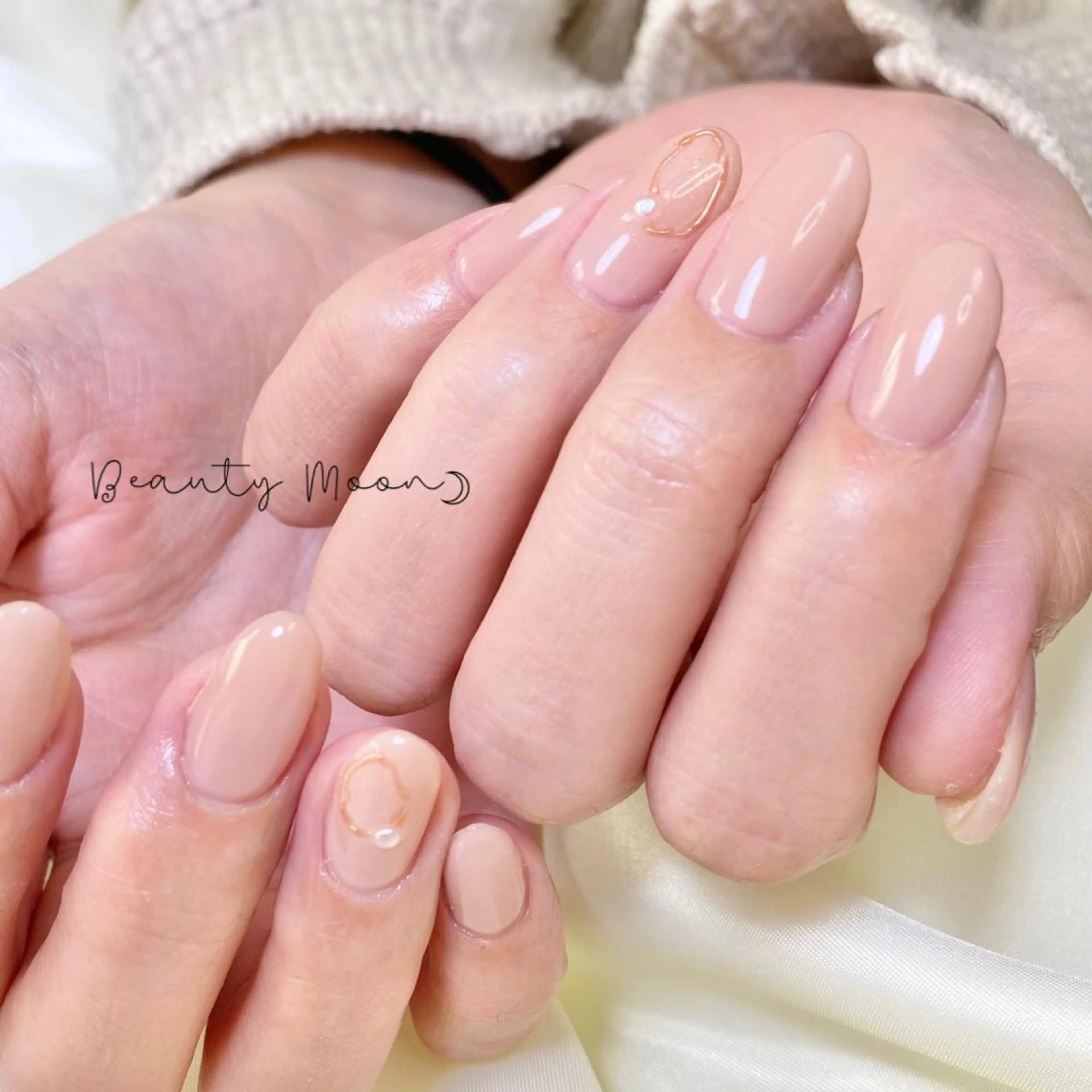 ネイル シンプルネイル ハンドネイル beauty ☪︎moonのネイルデザイン