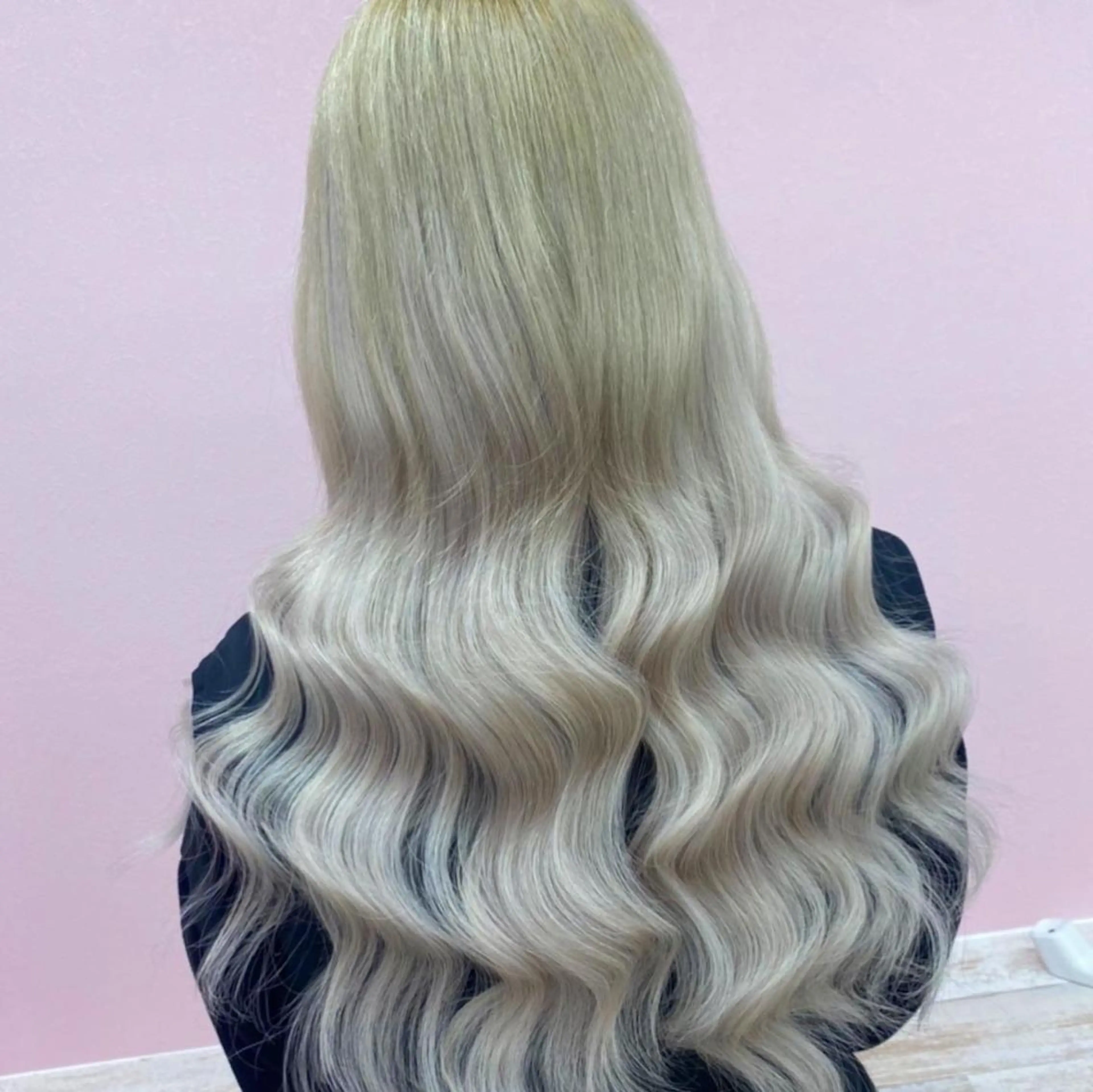 ロング PREss Natsumiのヘアスタイル