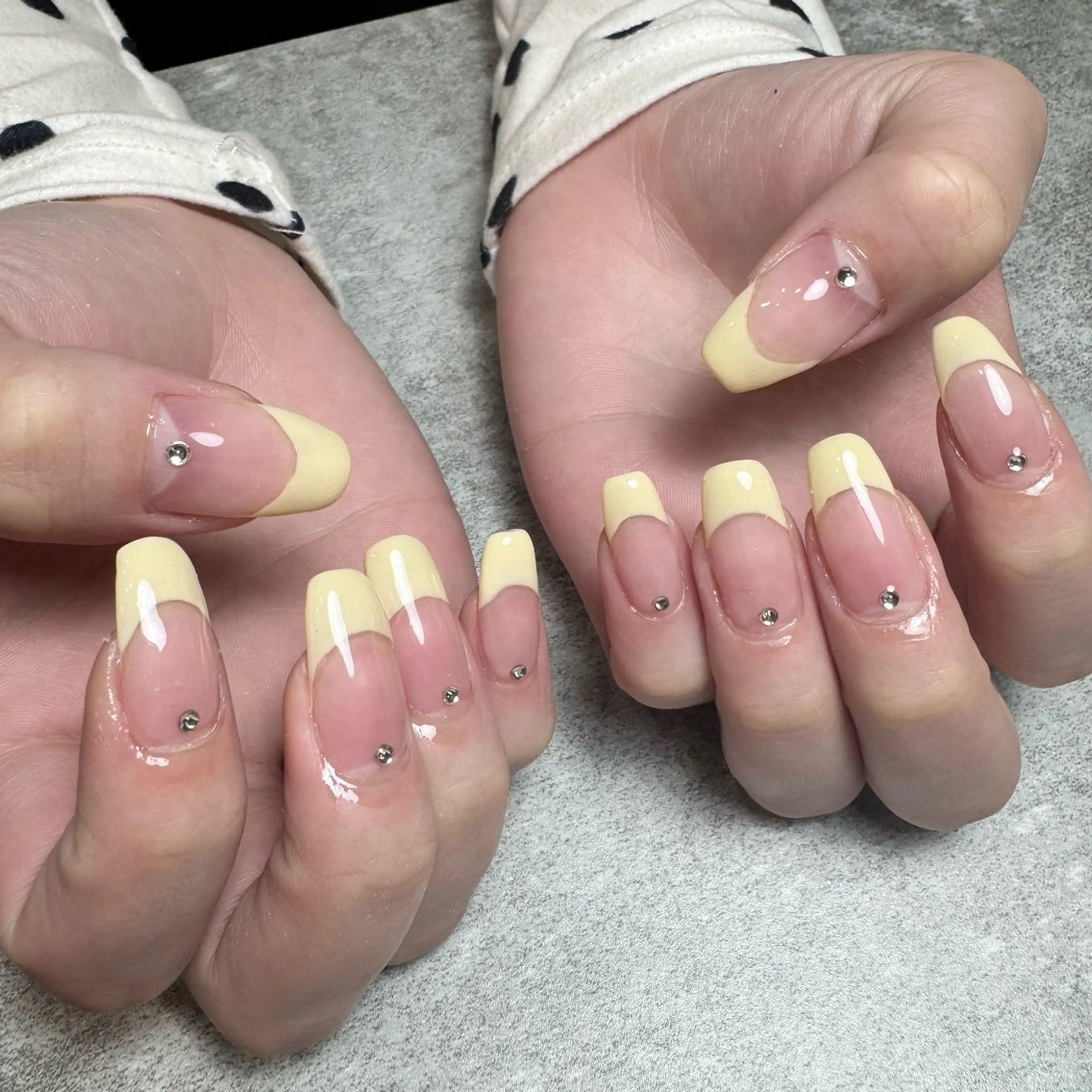 ネイル フレンチネイル 春ネイル MATATABI. kumiのネイルデザイン