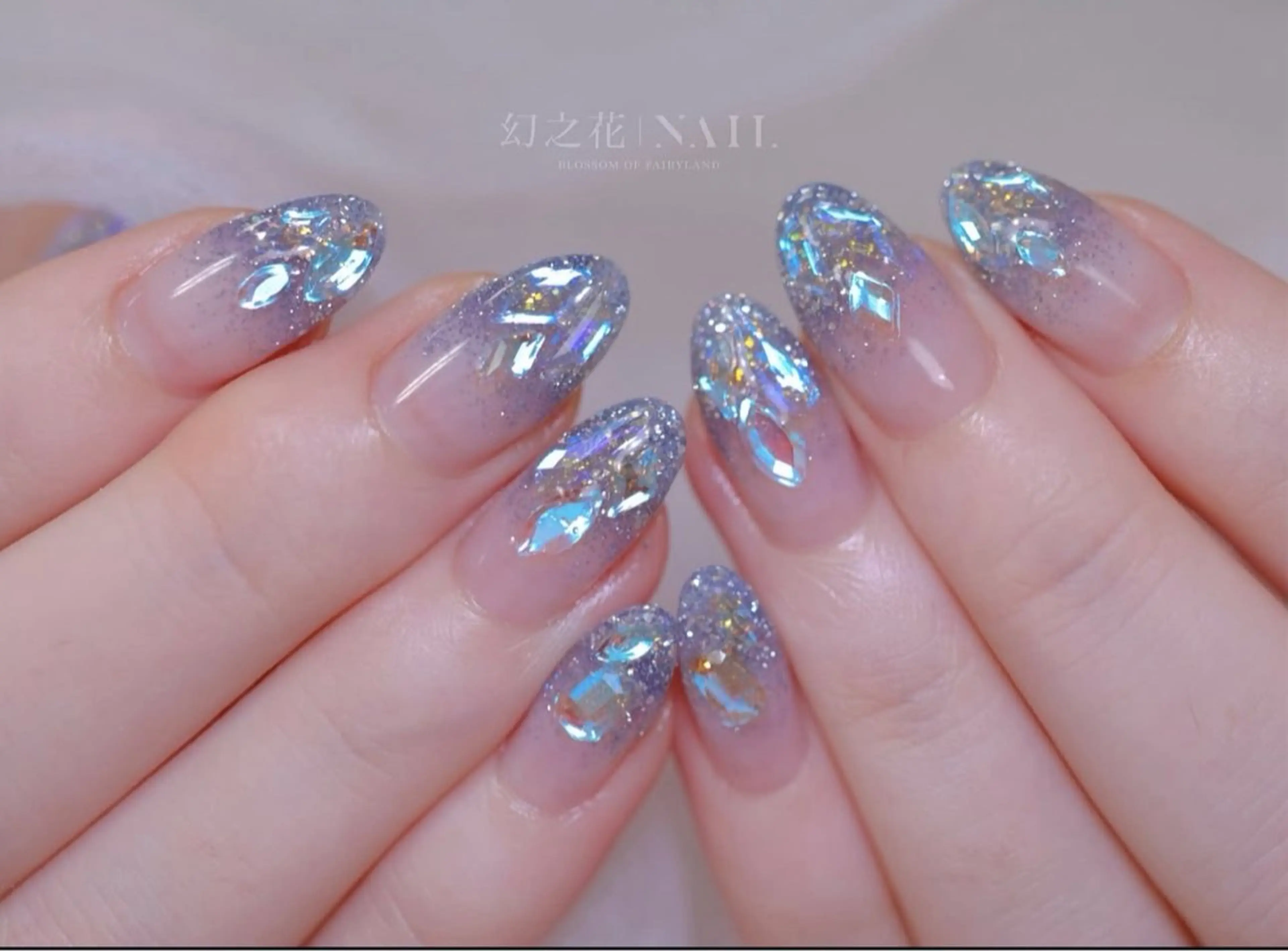 ネイル チークネイル フレンチネイル グラデーション 韓国ネイル マグネットネイル Hana Nailのネイルデザイン