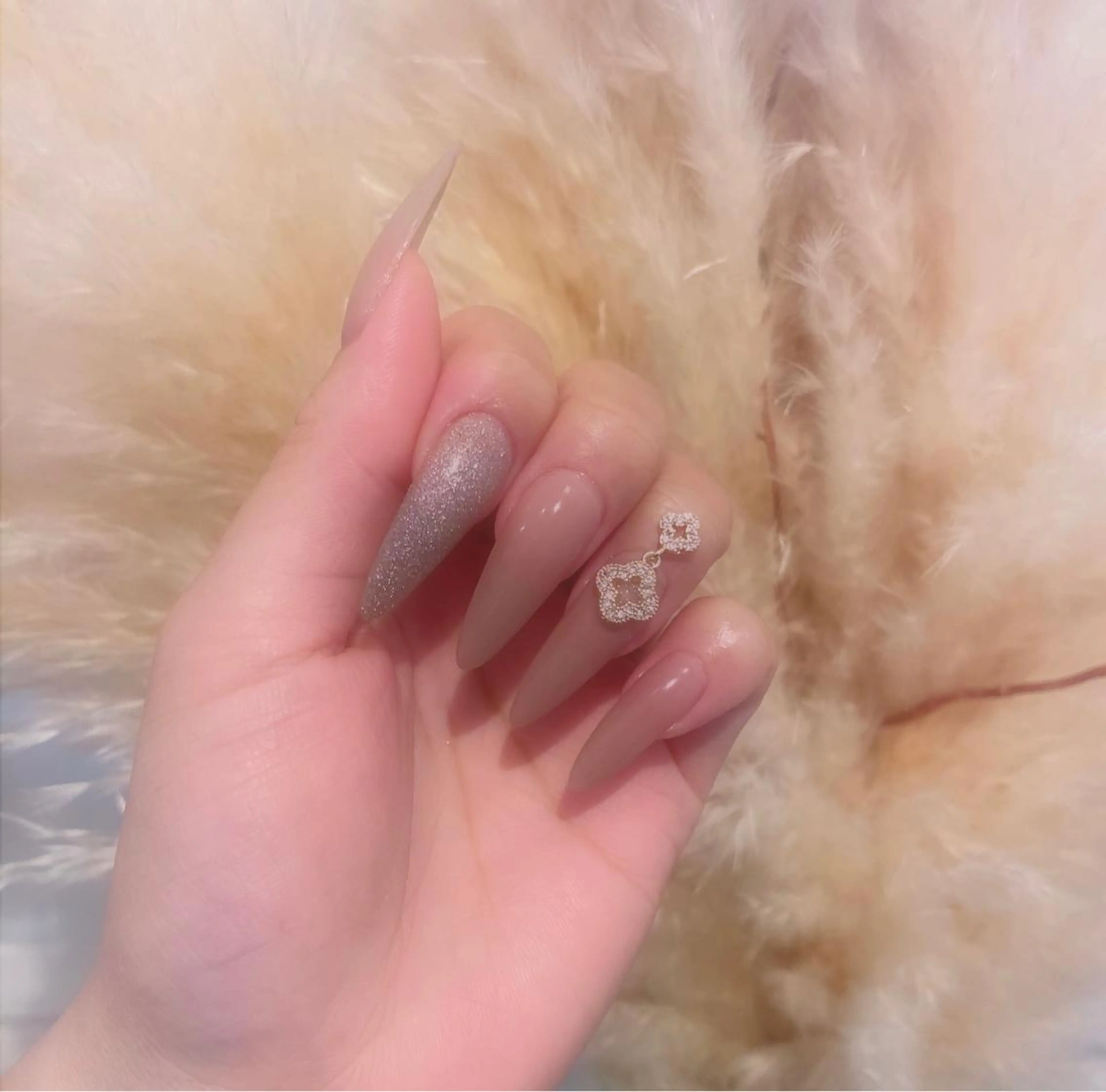 ネイル Lino+ ネイル&よもぎ蒸しのネイルデザイン