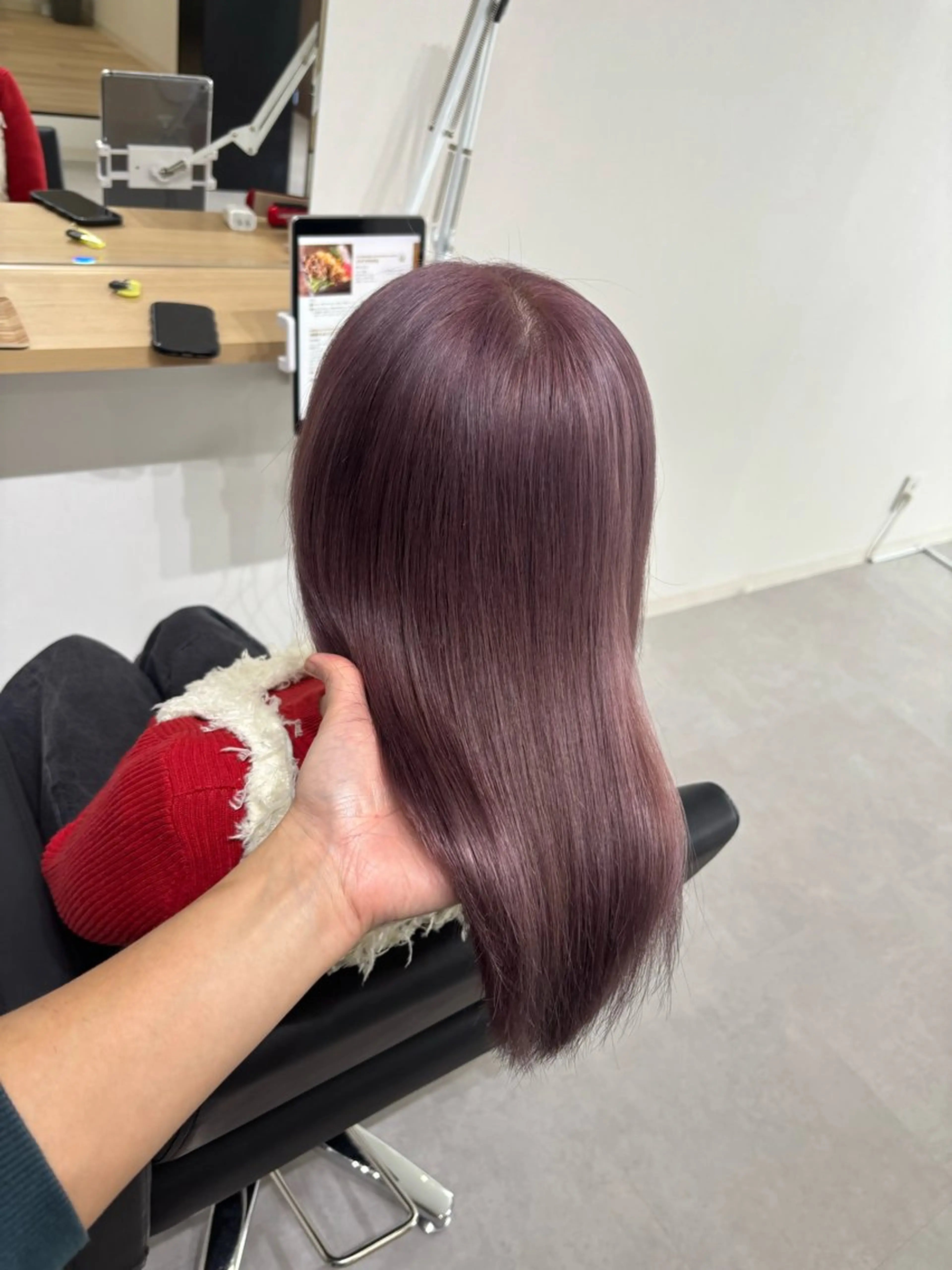 セミロング ケアブリーチ 黒瀬有汰のヘアスタイル