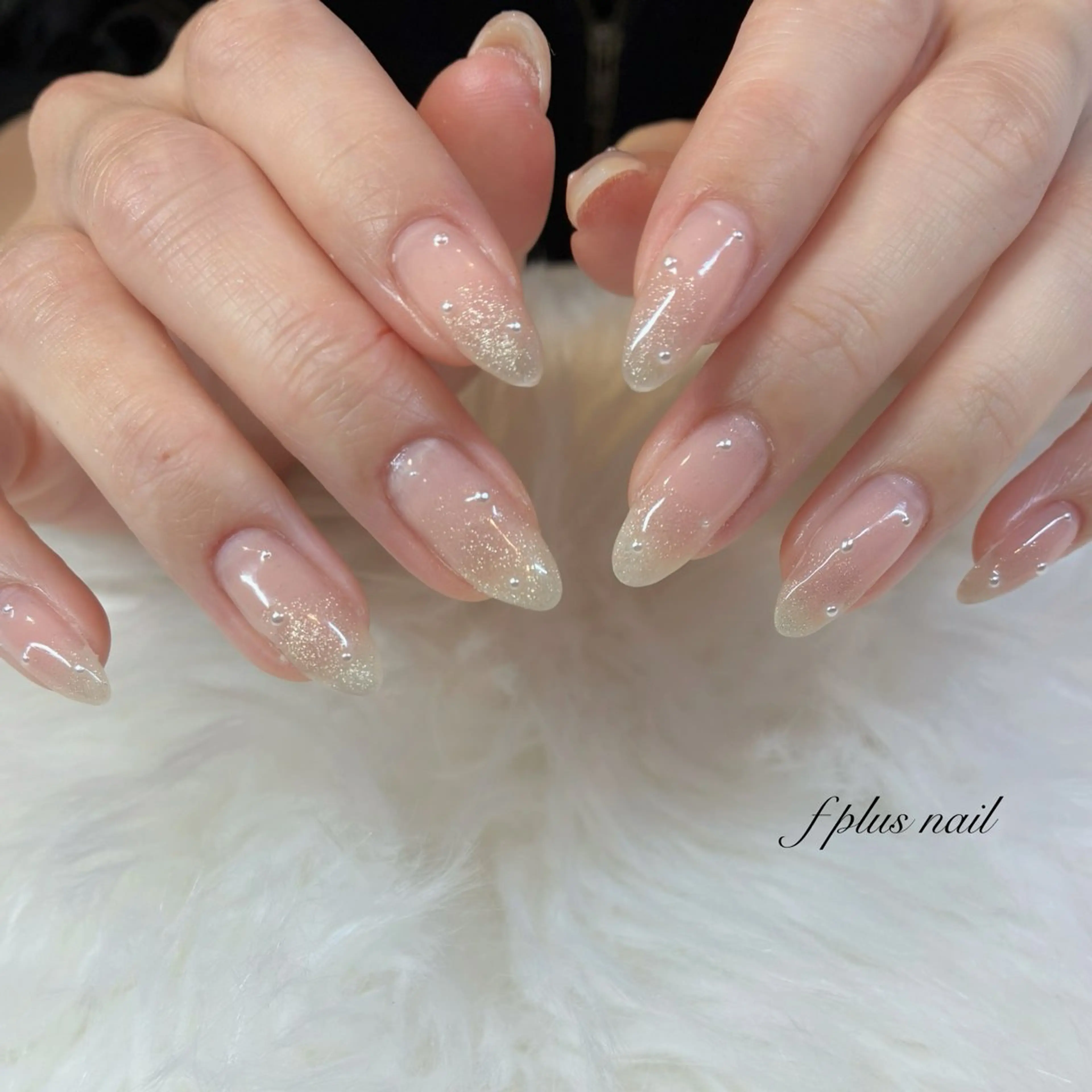 ネイル チークネイル グラデーション ハンドネイル kanako nail🌷のネイルデザイン