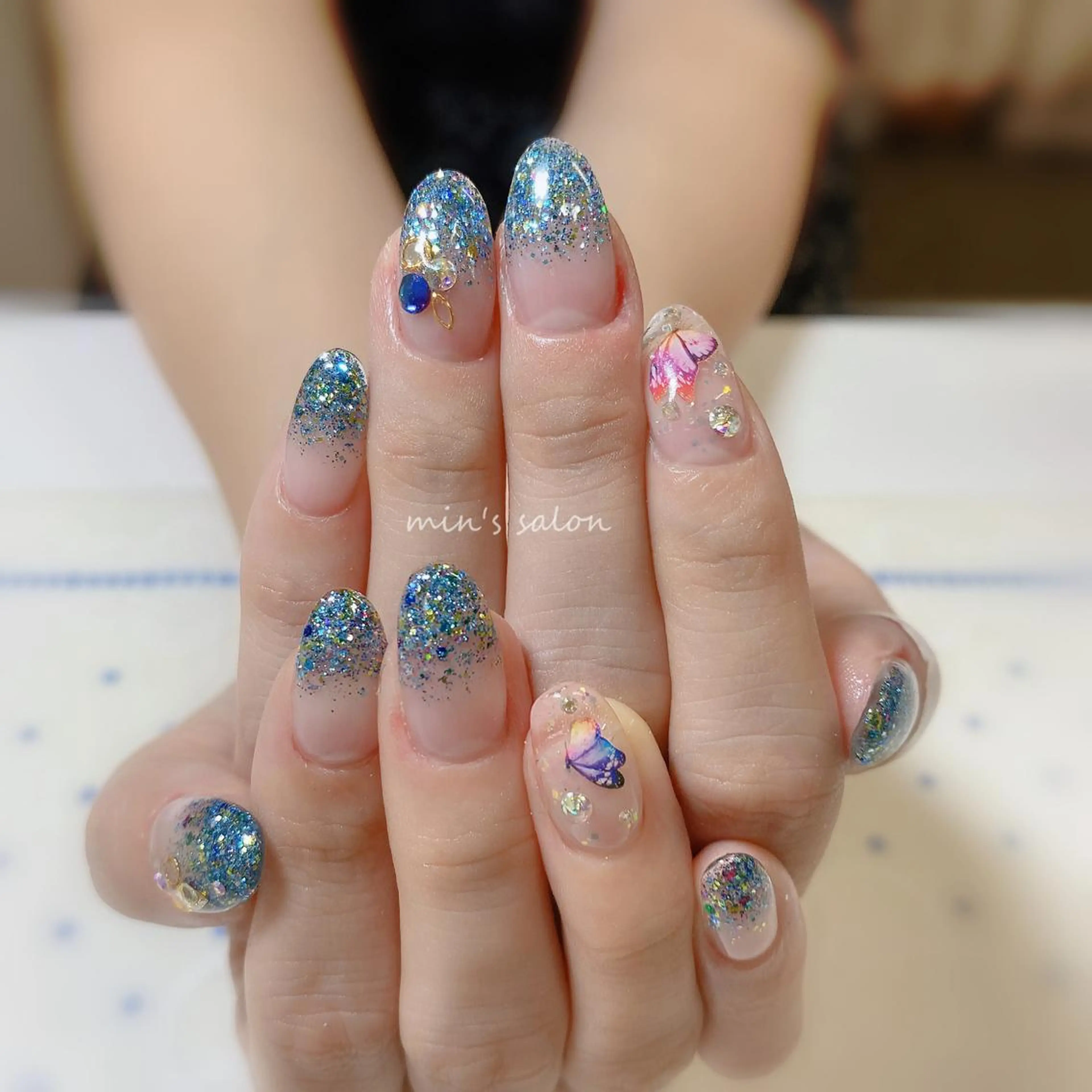 ネイル アートネイル ストーンネイル みん 🌸のエステ・リラクイメージ