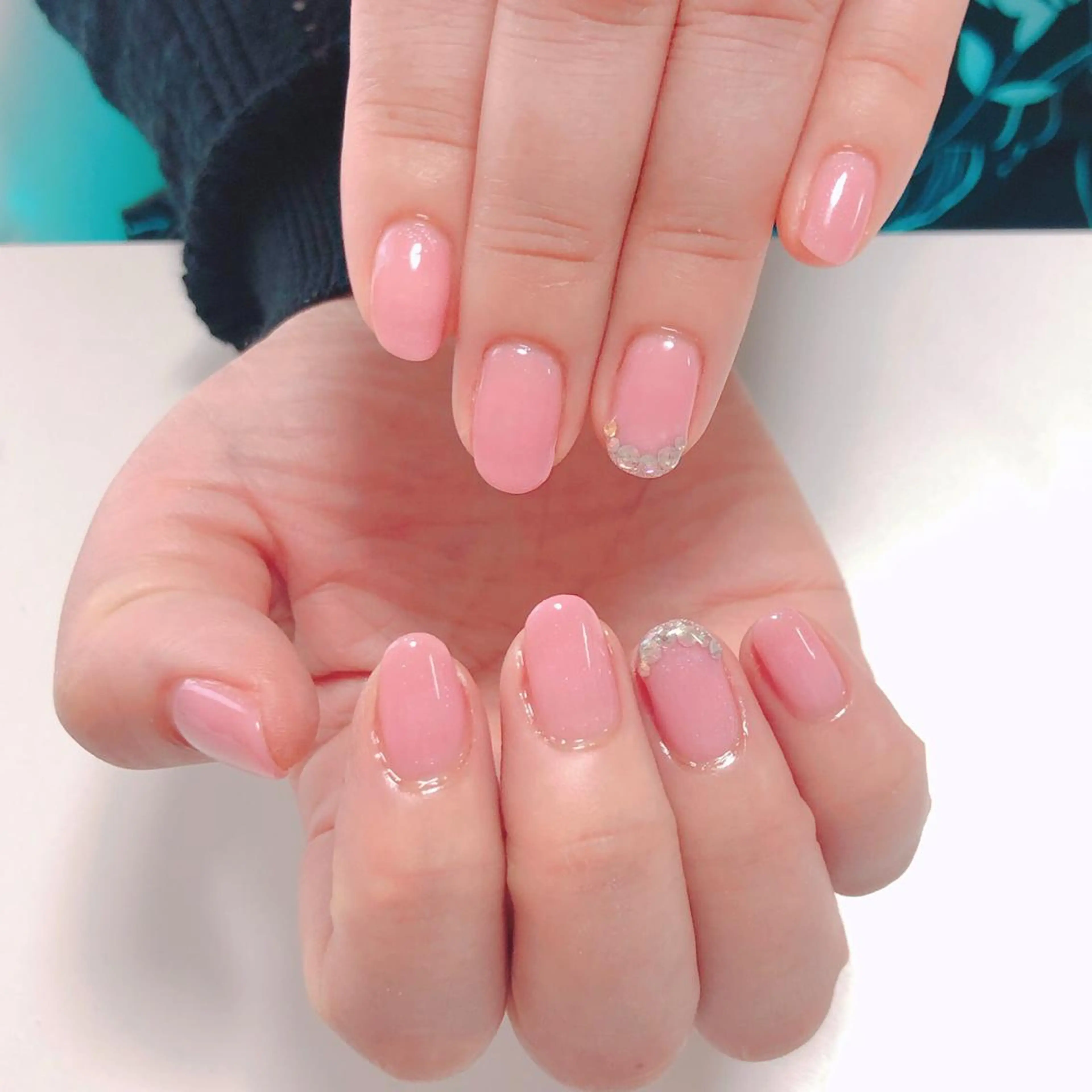 ネイル アートネイル 長さ出し フットネイル グリーン ニュアンスネイル Lily Roseスタッフ一同のマツエク・マツパデザイン