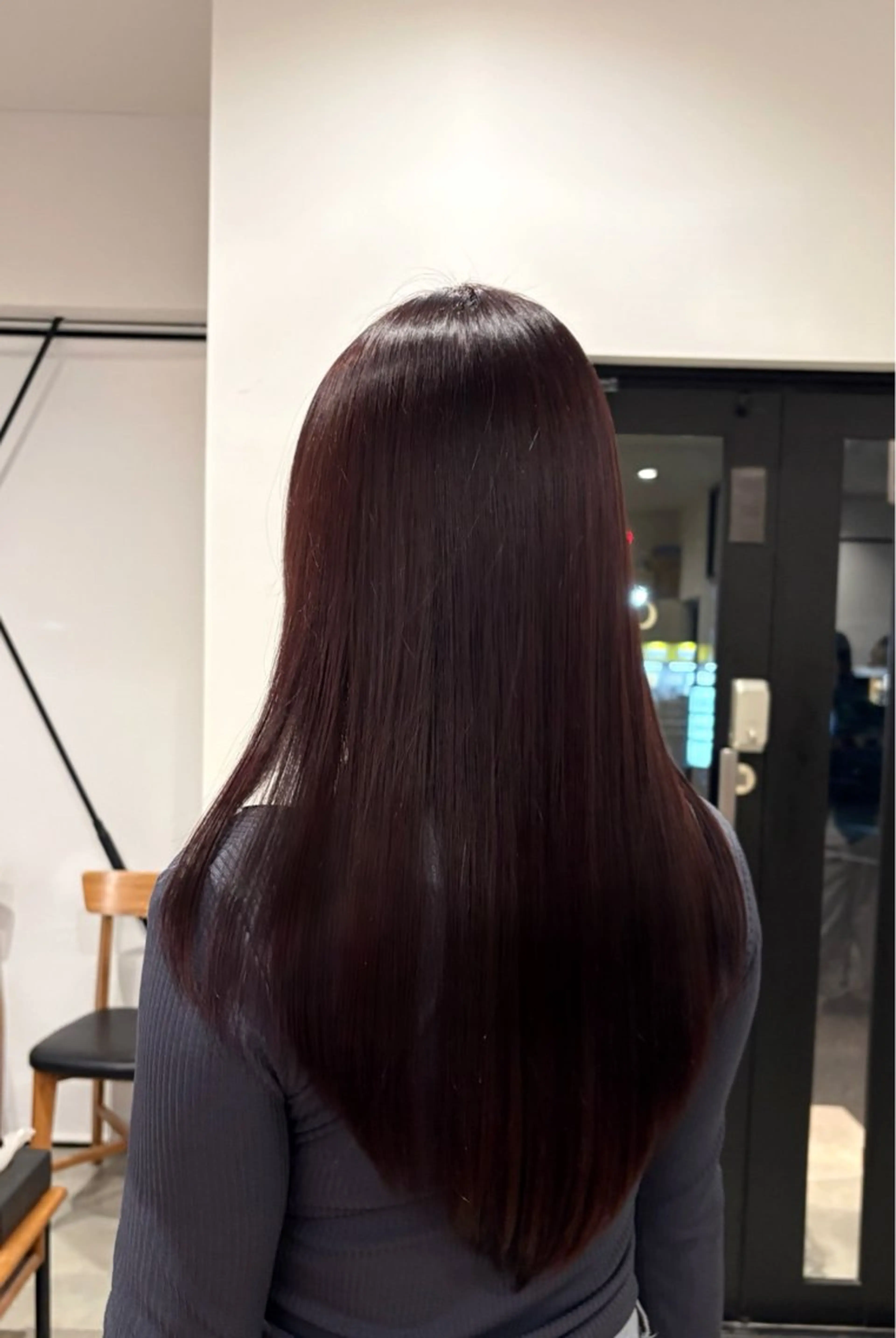 ロング ヘアカラー 大浦 姫奈のヘアスタイル