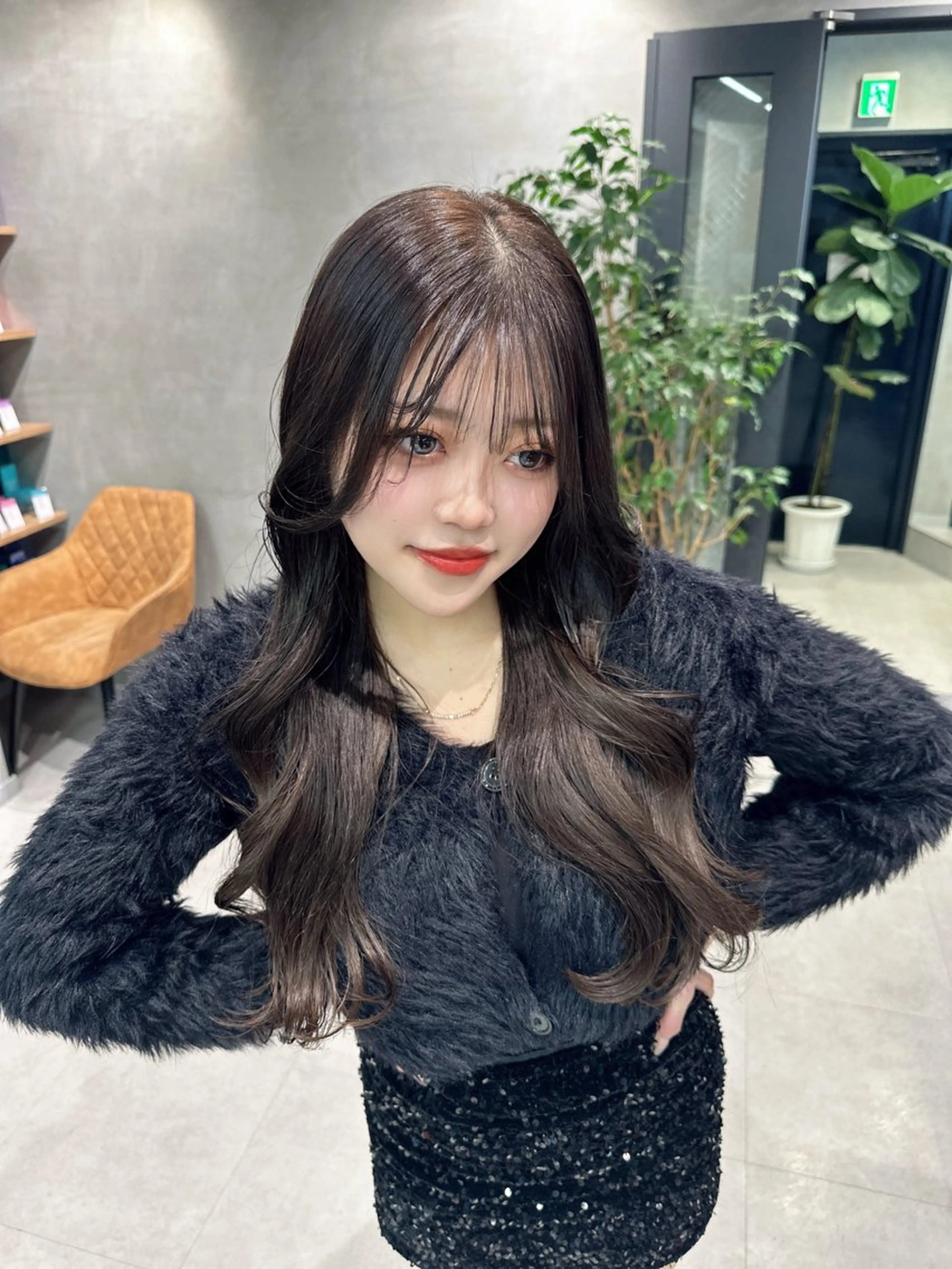 ロング カラー デート ヘアセット 銀座レイヤーカット ×シースルー前髪のヘアスタイル