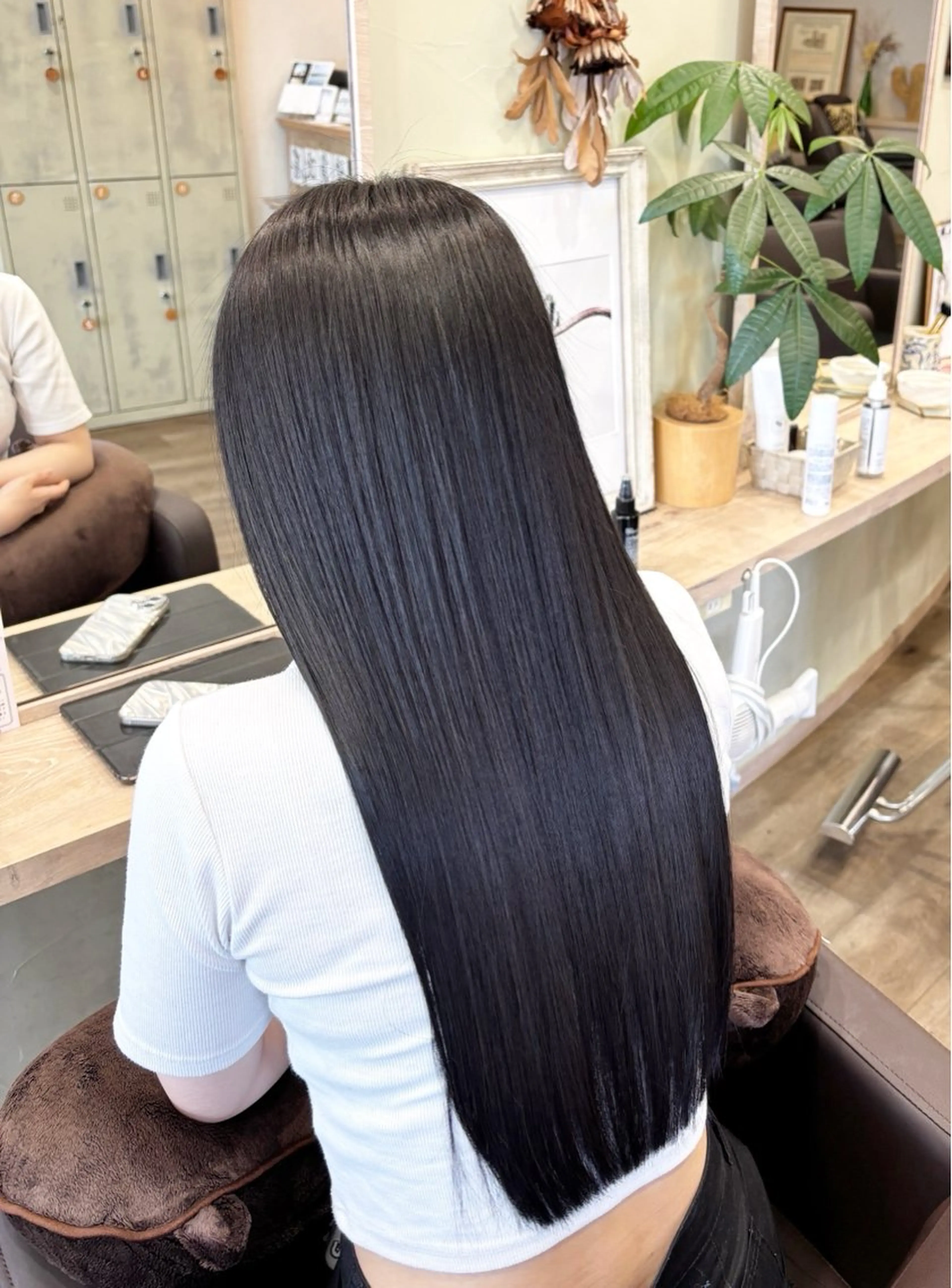 ロング カラー 黒髪 ブルーカラー ブルーブラック 透明感カラー 髪質改善 ヘアカラー ‎🤍ちなつ /髪質改善ヘアエステのヘアスタイル