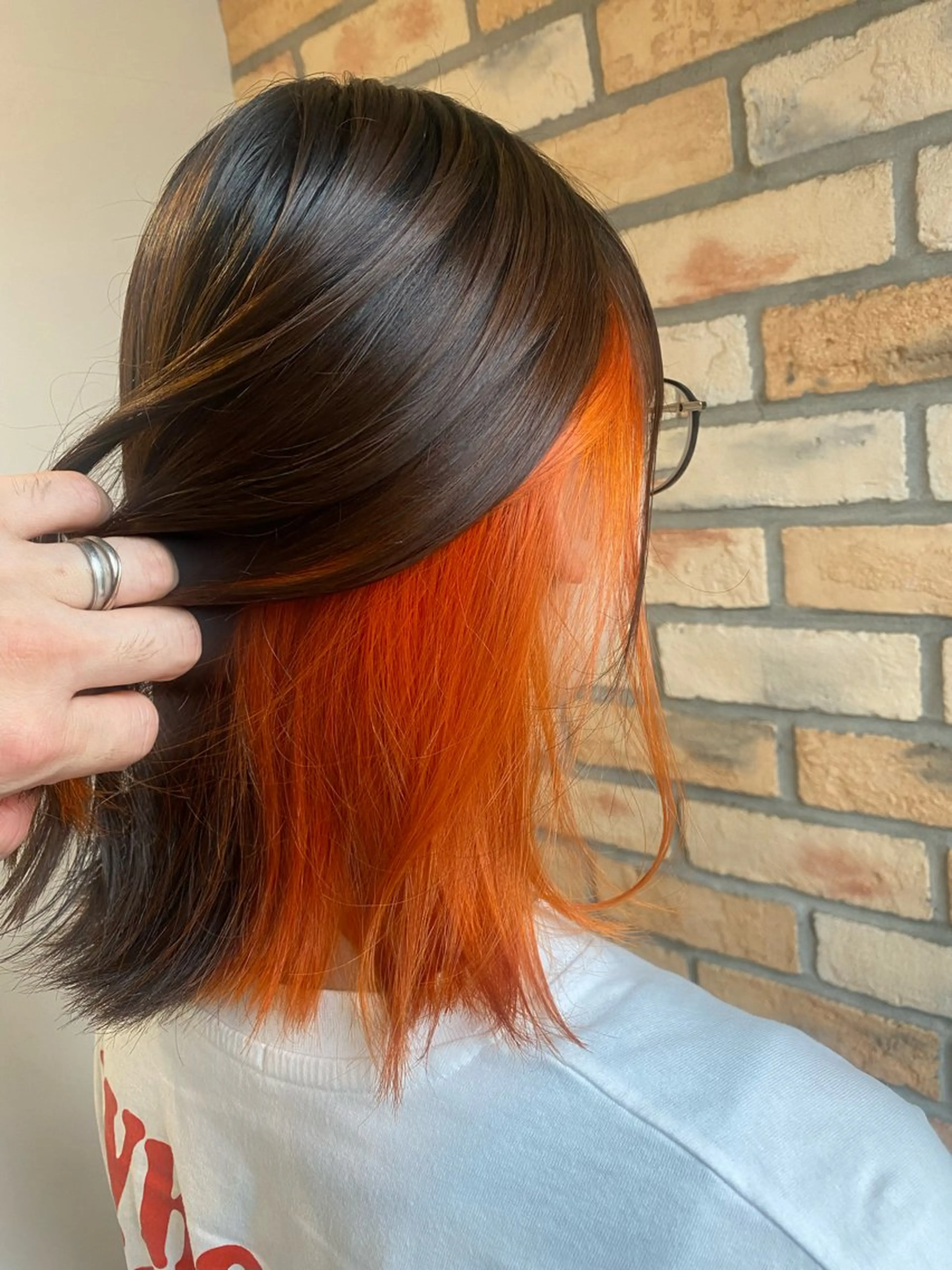 ミディアム カラー ヘアアレンジ インナーカラー オレンジ 烏山 達也のヘアスタイル