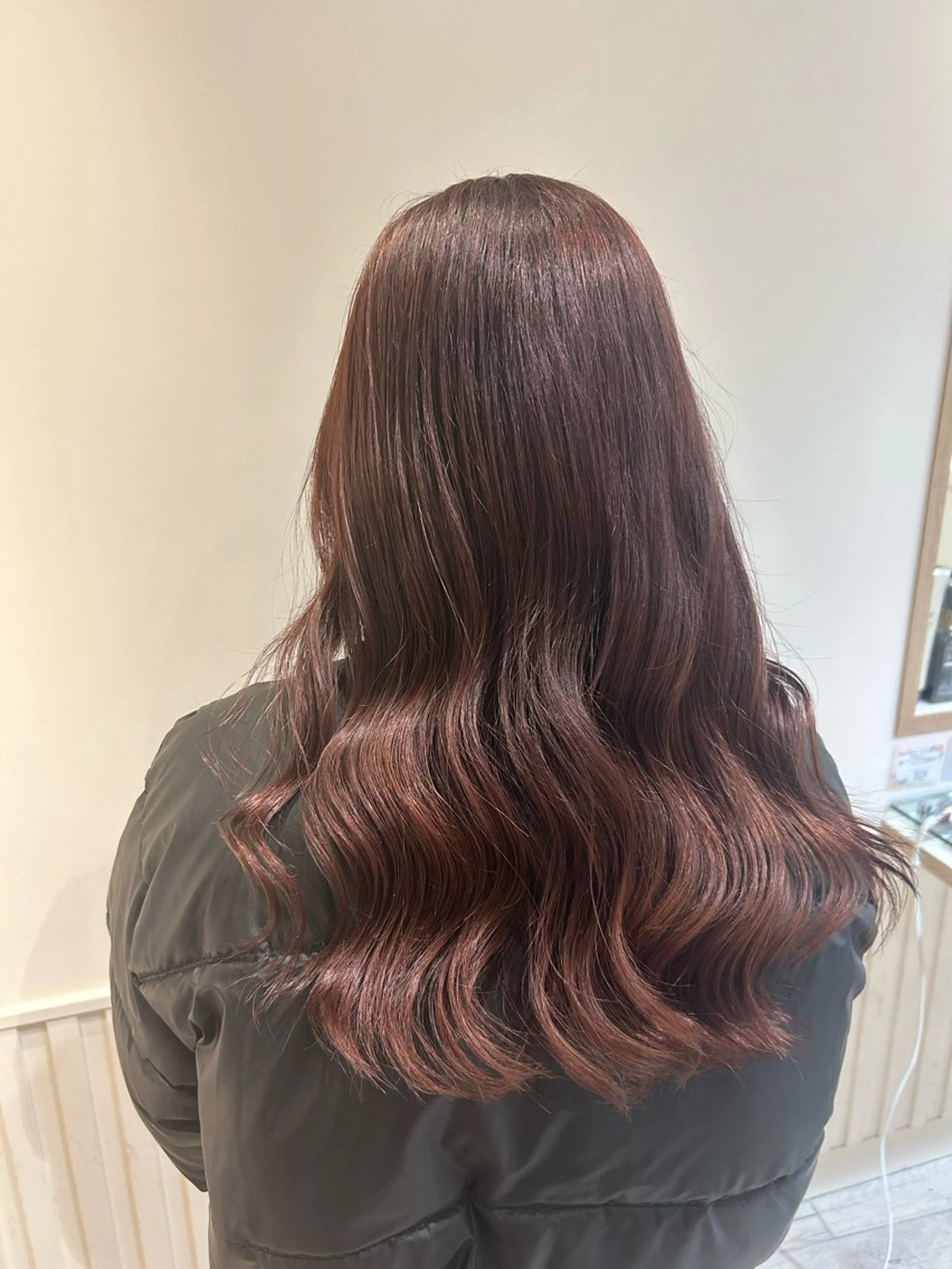 セミロング ヘアカラー 大川 夏実のヘアスタイル