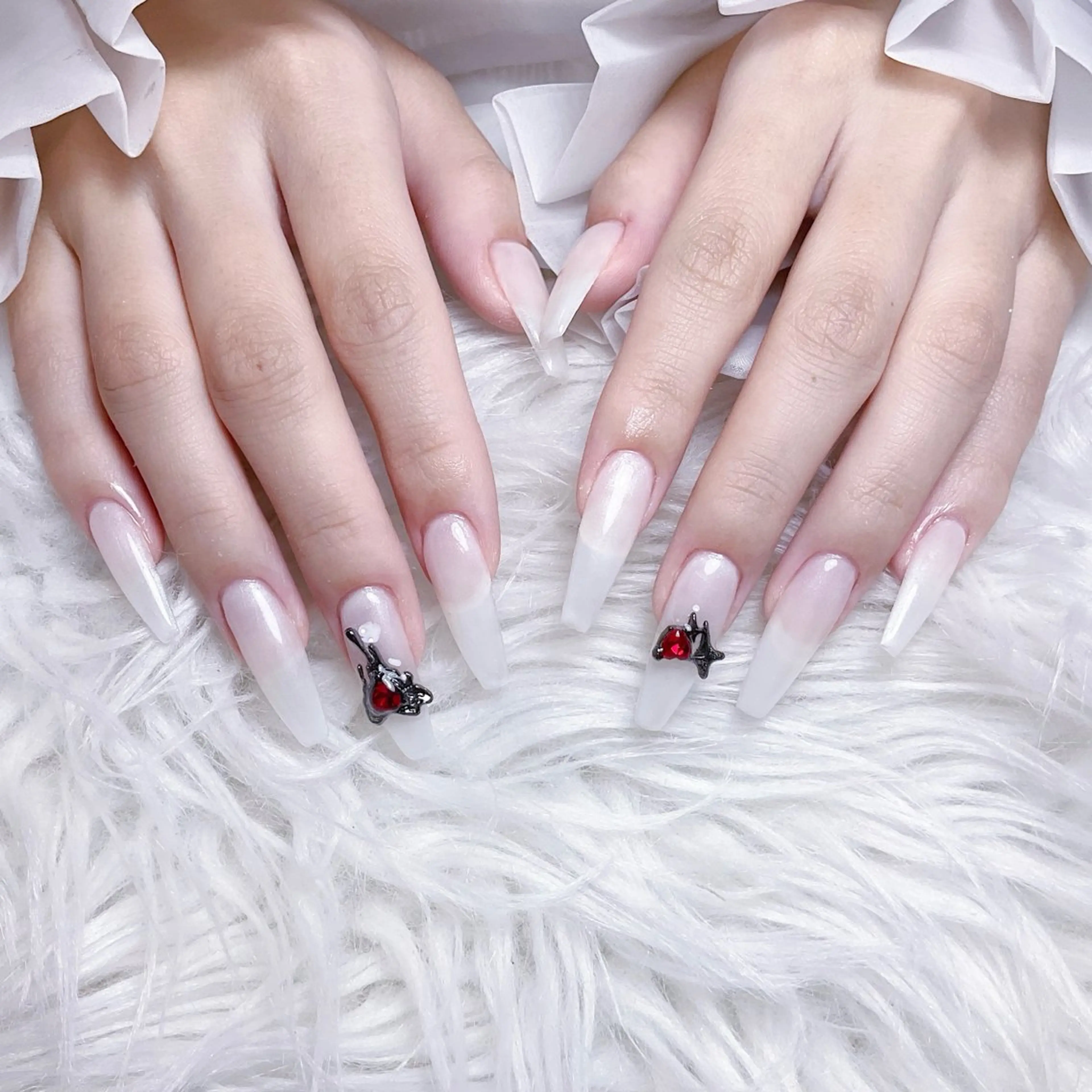 ネイル ハンドネイル 🍭Yun nail hyejin🌸のネイルデザイン