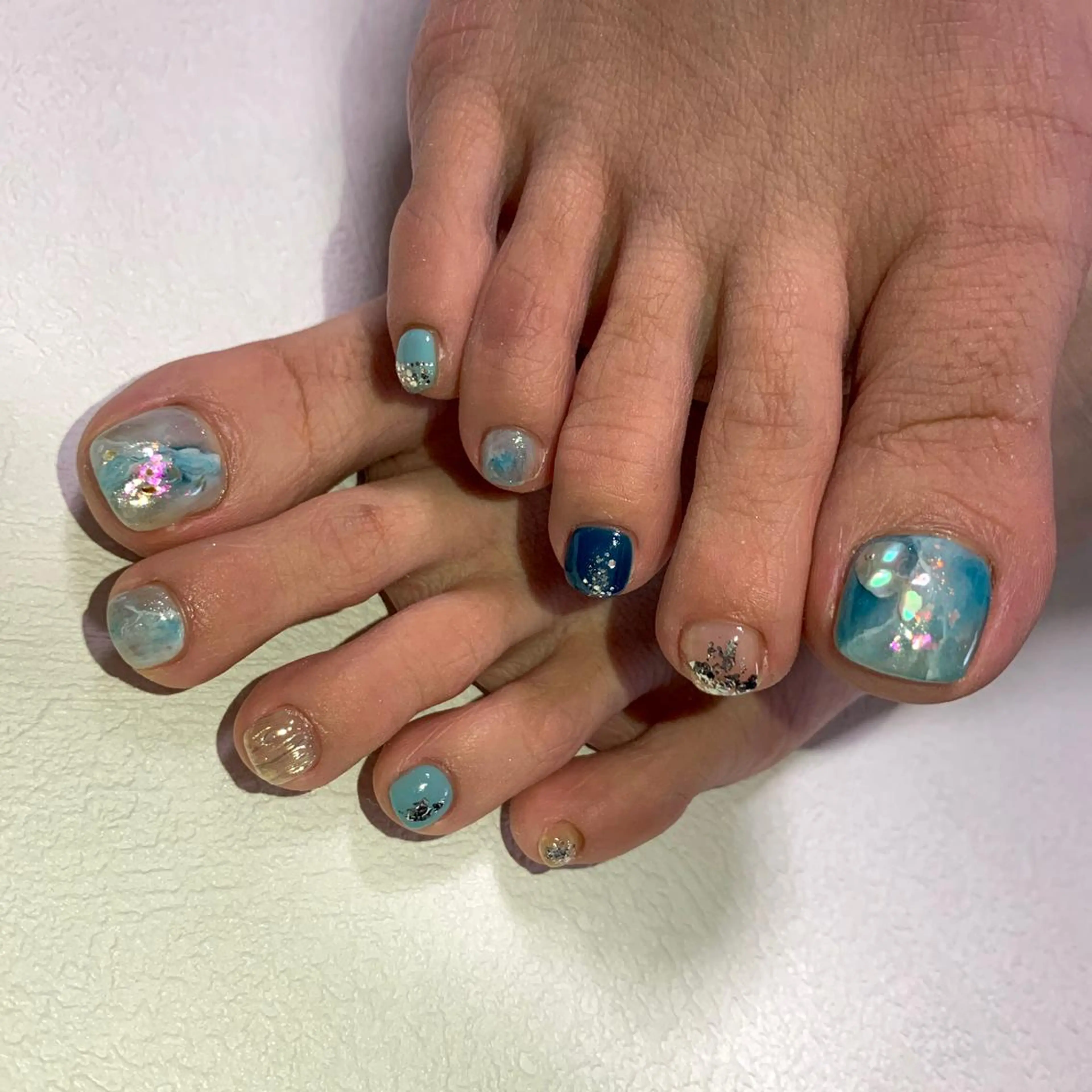 ネイル repos~ルポ~所属・里見 麗のネイルデザイン