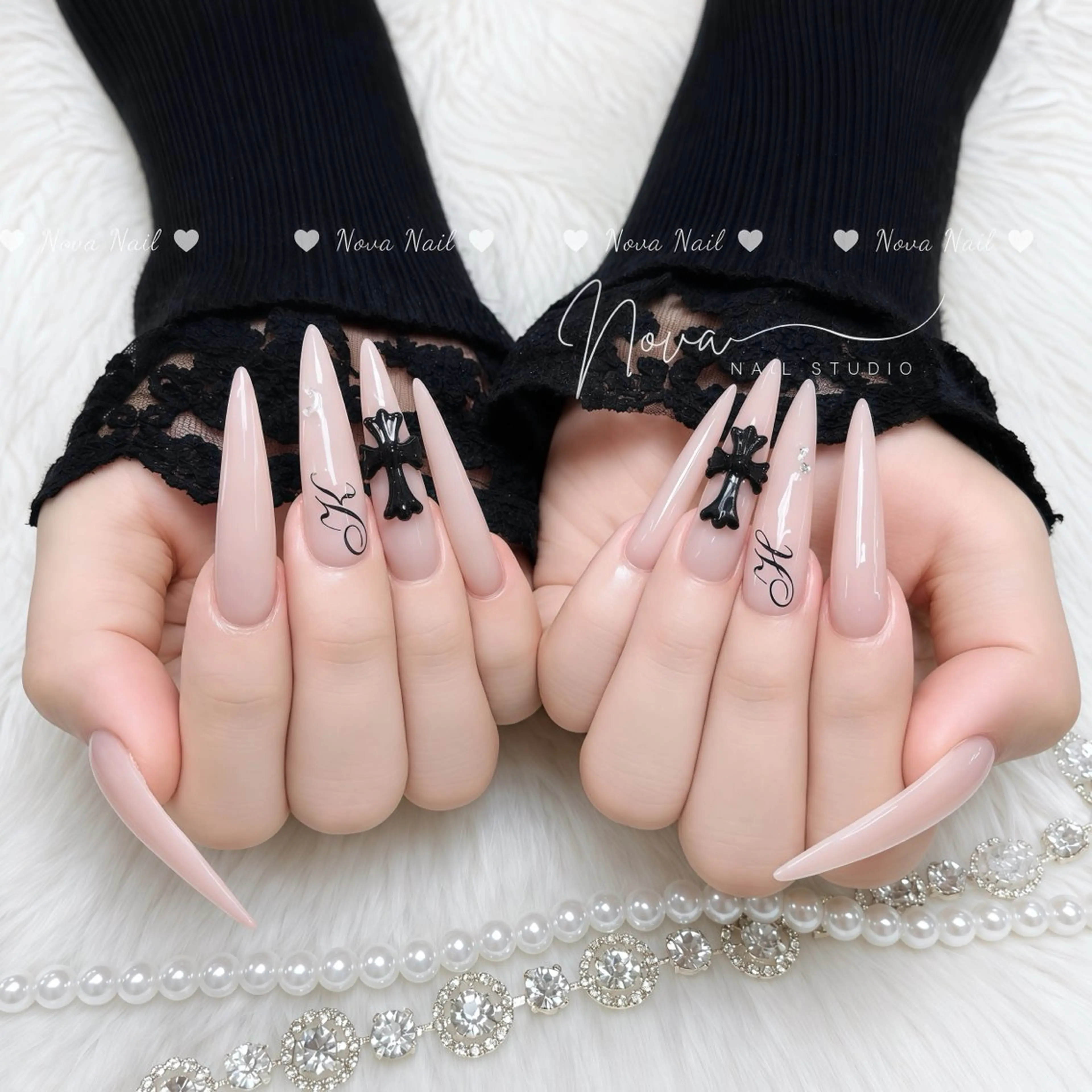 ネイル ハンドネイル ハンドケア Nova Nail Nambaのネイルデザイン