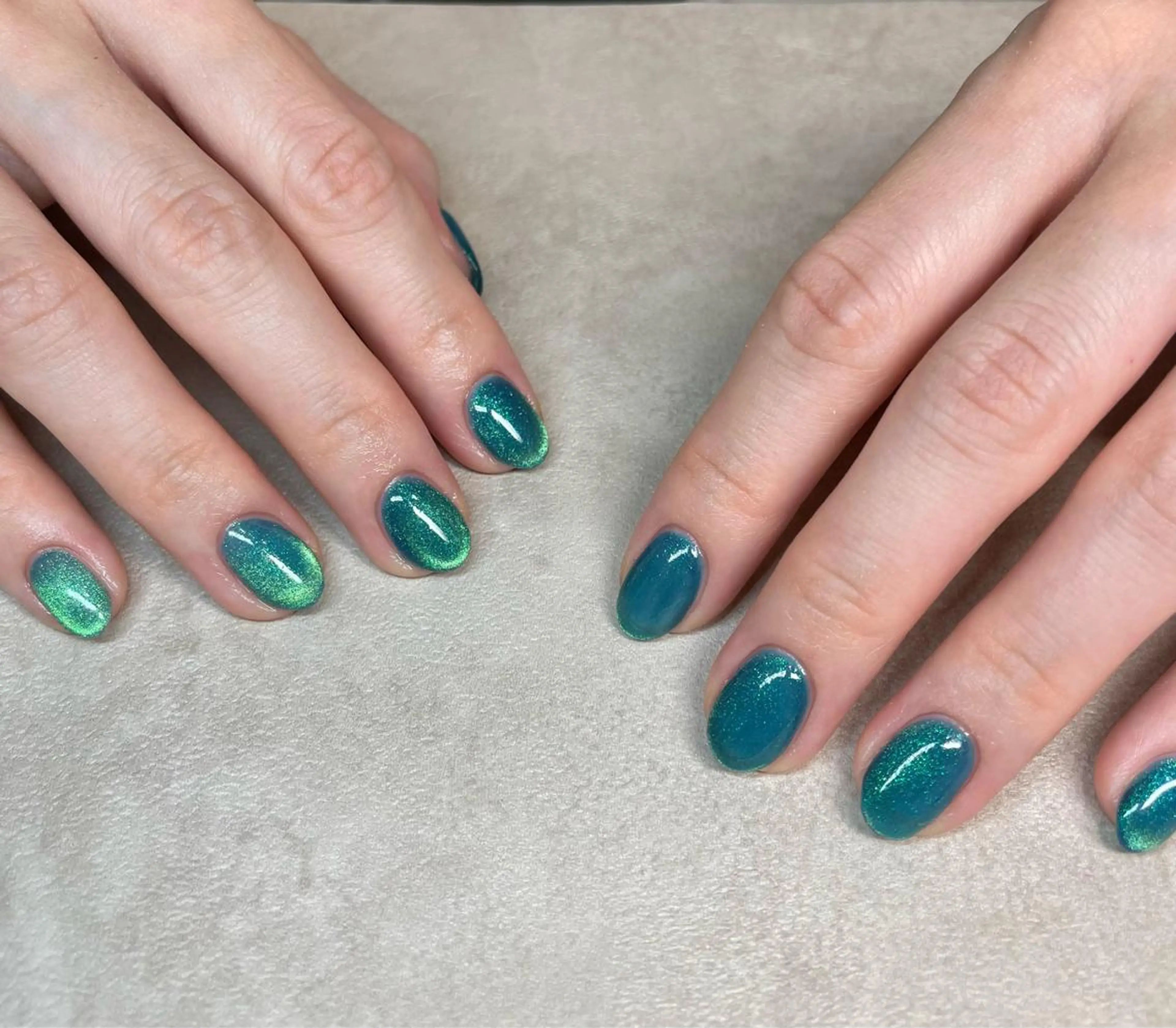 ネイル マグネットネイル ハンドネイル with hues所属・with hues AYAのネイルデザイン