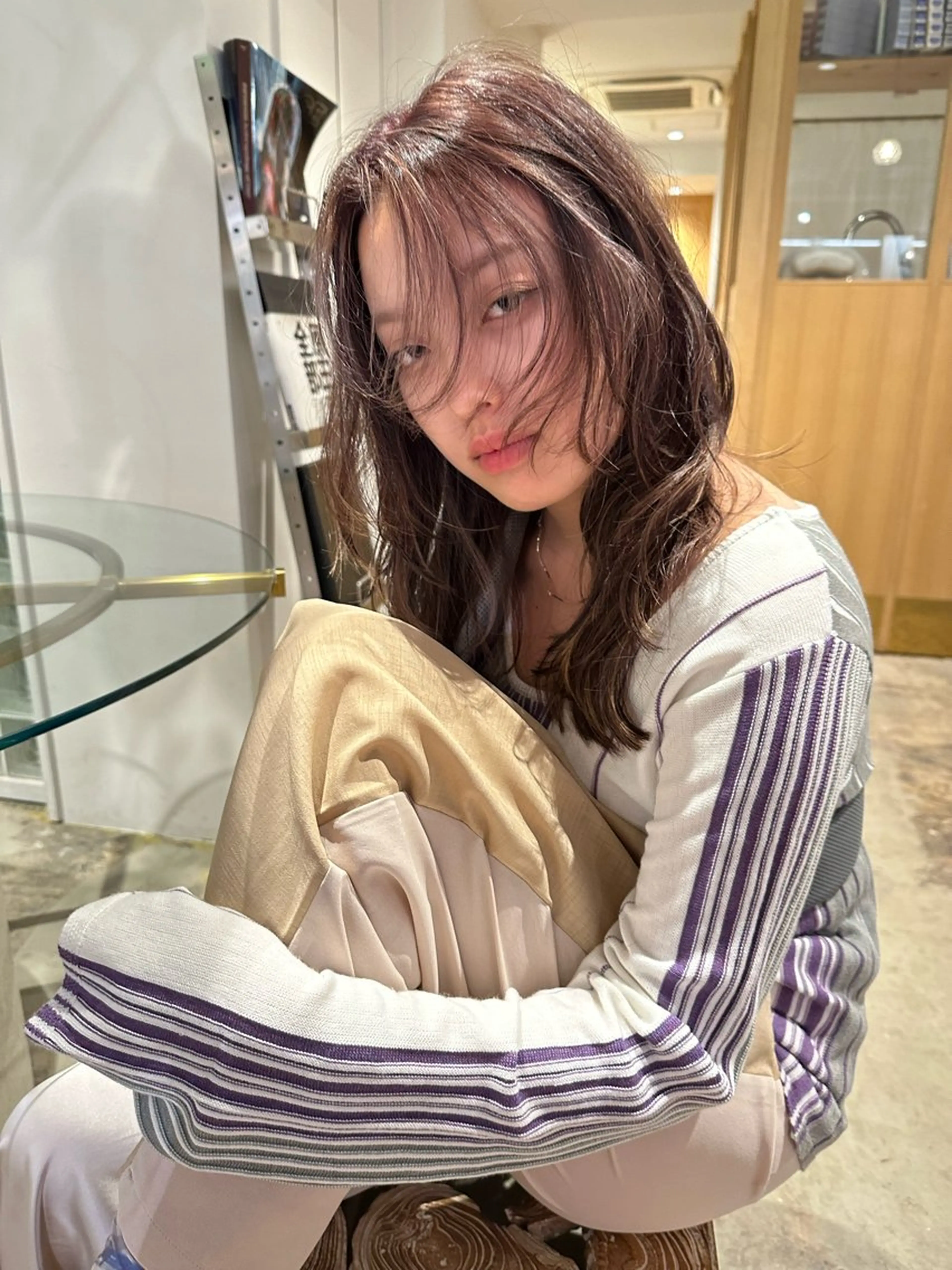 セミロング 柔らかレイヤー× 透け感カラー/SUのヘアスタイル